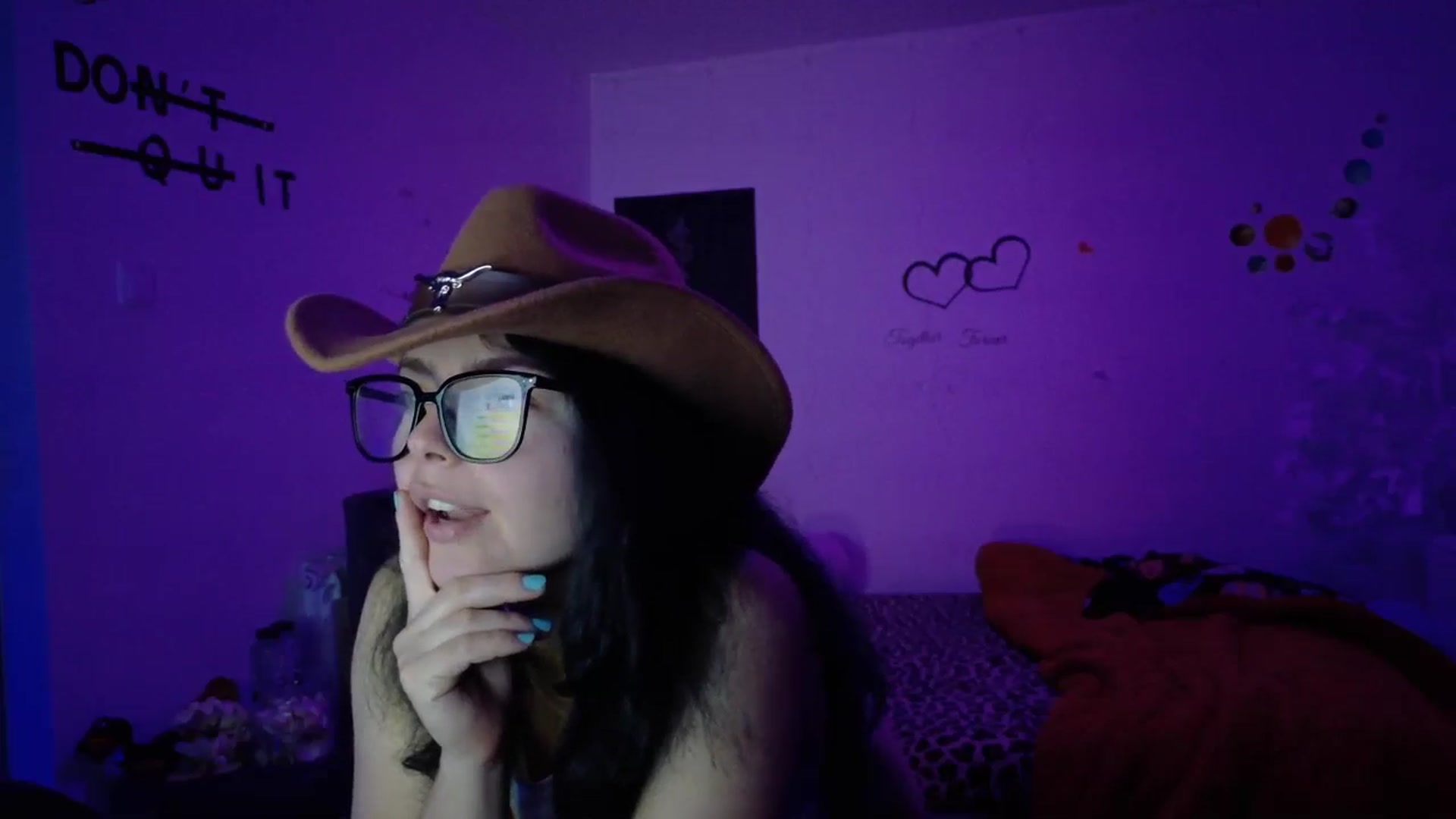 Gallery image thumbnail from YreneA's myfreecams stream on, 11/12/2025, 17:21 image 18 of 20