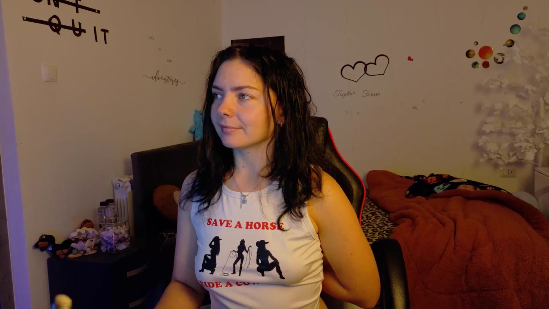 Gallery image thumbnail from YreneA's myfreecams stream on, 11/12/2025, 17:21 image 2 of 20