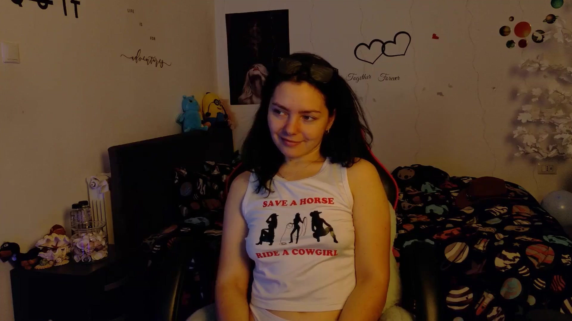Gallery image thumbnail from YreneA's myfreecams stream on, 11/13/2025, 07:34 image 17 of 20