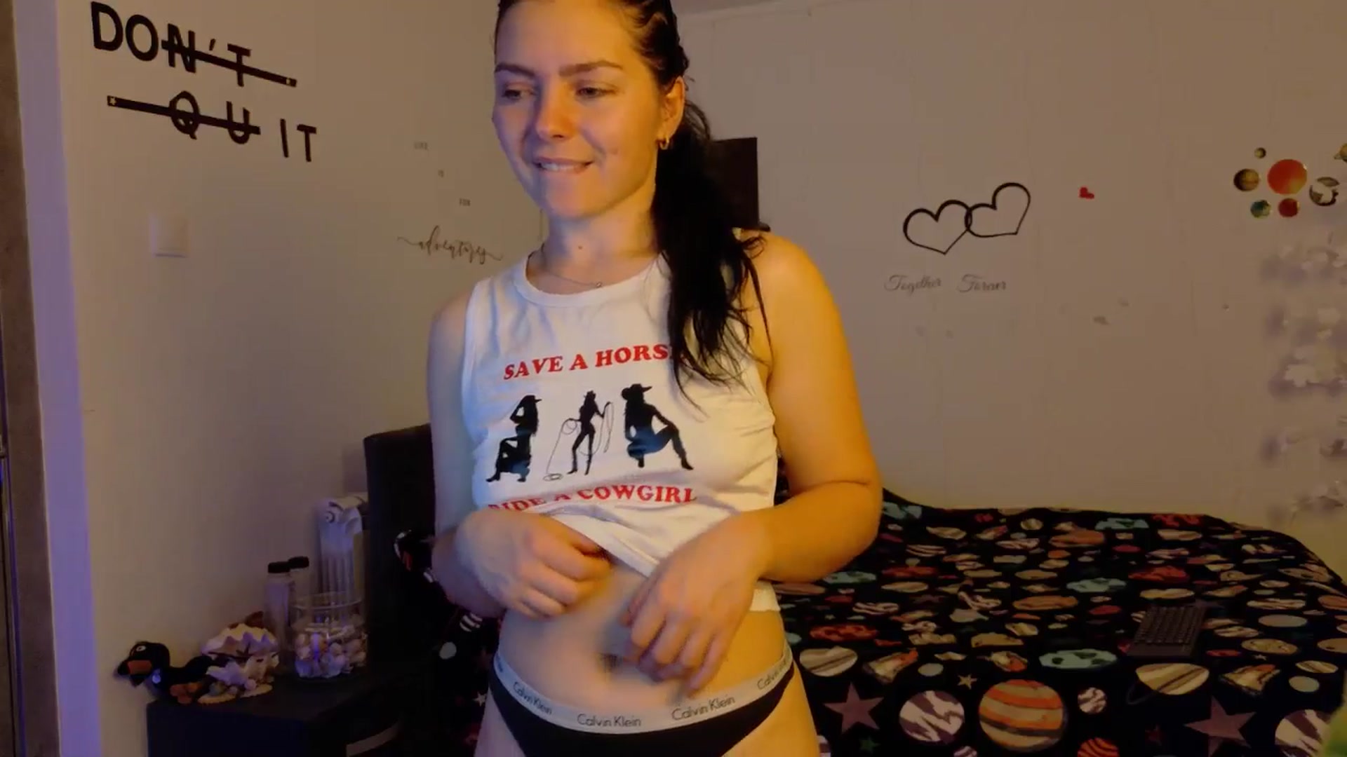 Gallery image thumbnail from YreneA's myfreecams stream on, 11/16/2025, 19:39 image 8 of 20