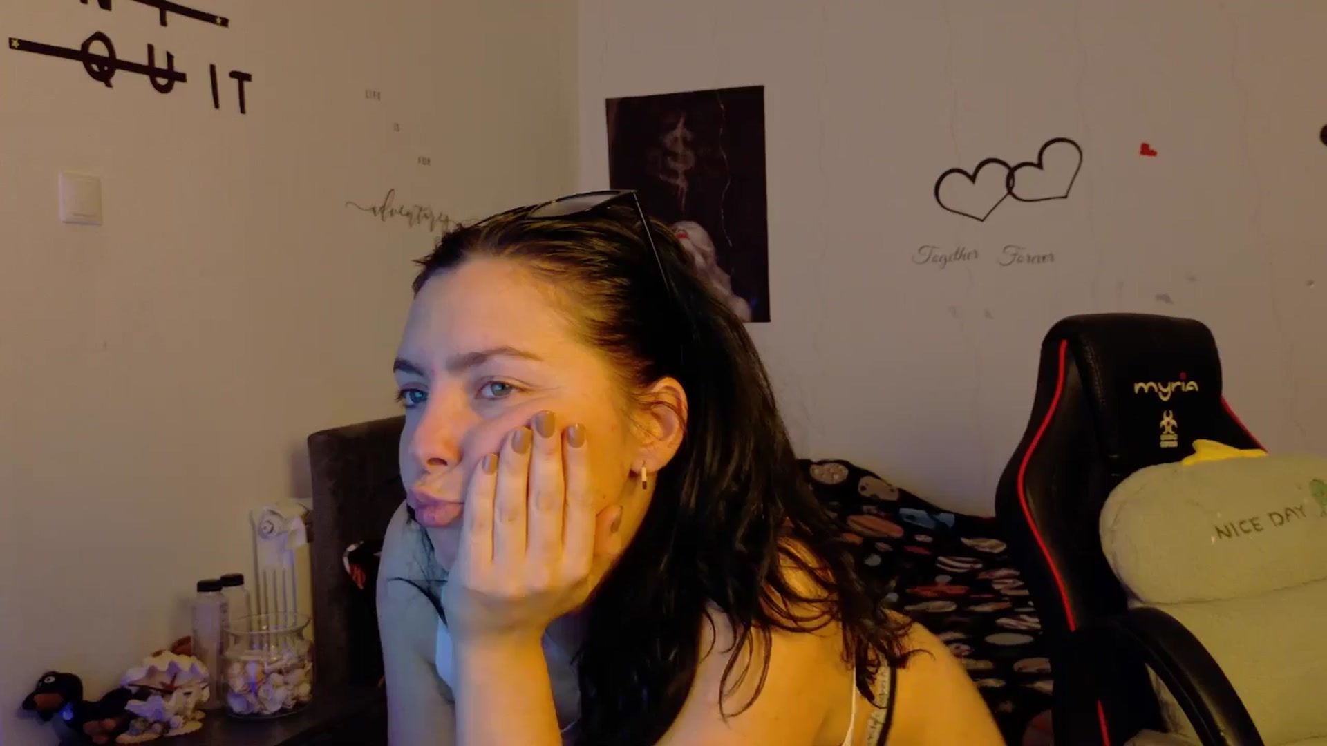 Gallery image thumbnail from YreneA's myfreecams stream on, 11/16/2025, 19:39 image 2 of 20