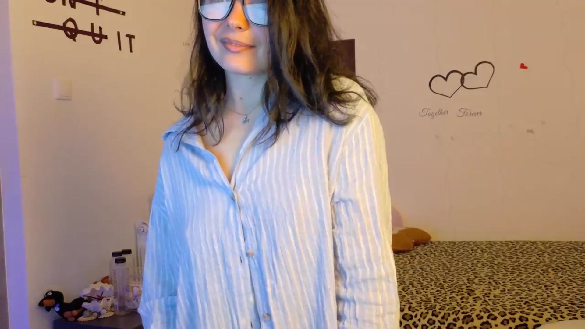 Gallery image thumbnail from YreneA's myfreecams stream on, 11/17/2025, 07:06 image 9 of 20