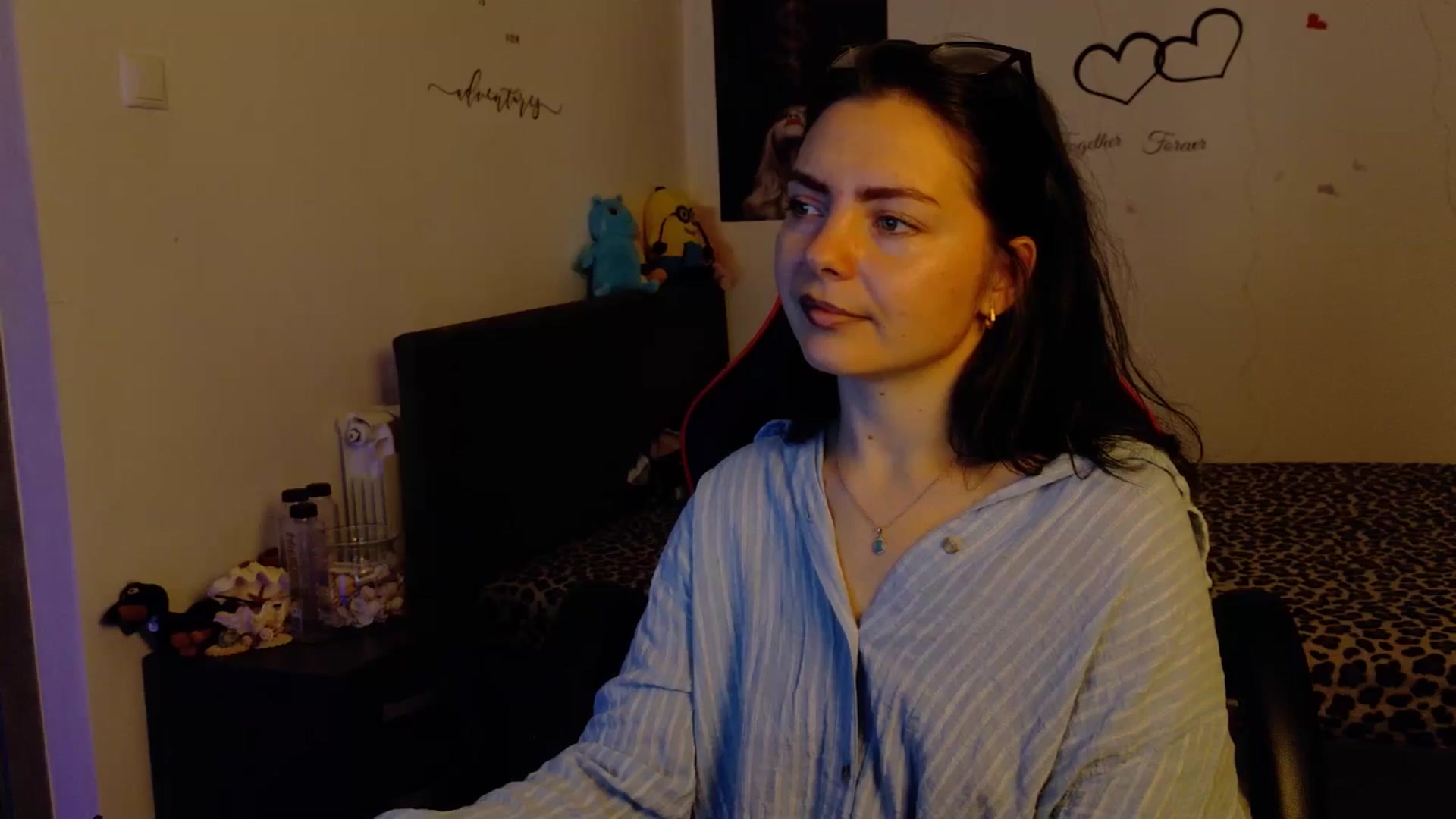 Gallery image thumbnail from YreneA's myfreecams stream on, 11/17/2025, 07:06 image 5 of 20