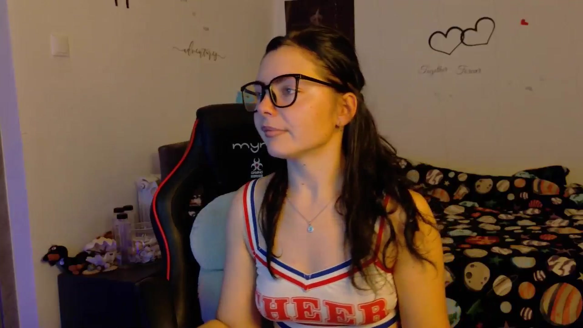 Gallery image thumbnail from YreneA's myfreecams stream on, 11/17/2025, 08:32 image 8 of 20