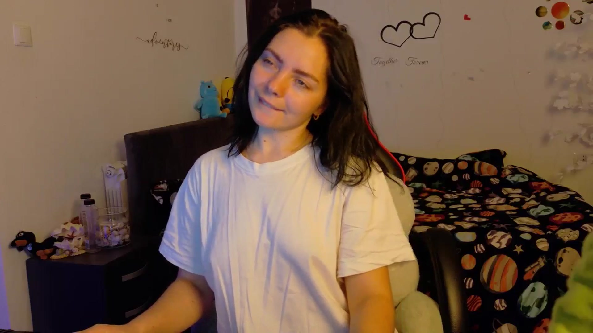 Gallery image thumbnail from YreneA's myfreecams stream on, 11/17/2025, 19:30 image 7 of 20