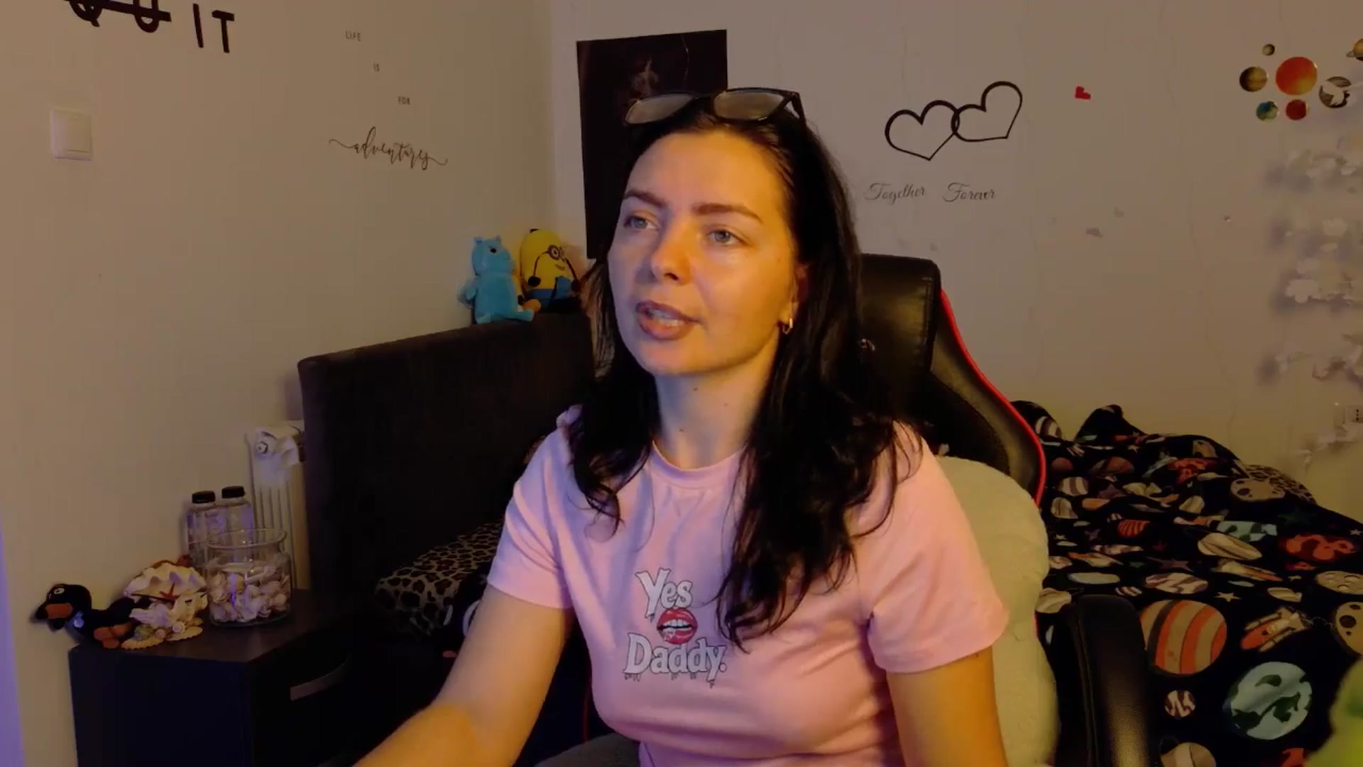 Gallery image thumbnail from YreneA's myfreecams stream on, 11/18/2025, 08:35 image 16 of 20