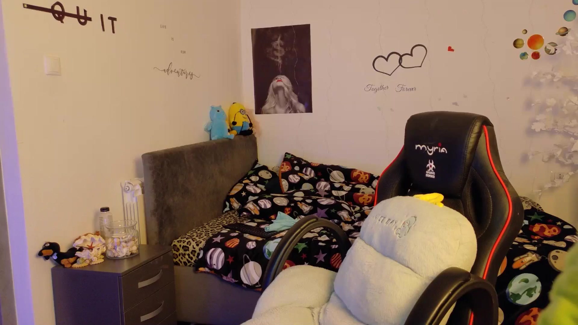 Gallery image thumbnail from YreneA's myfreecams stream on, 11/18/2025, 17:36 image 20 of 20