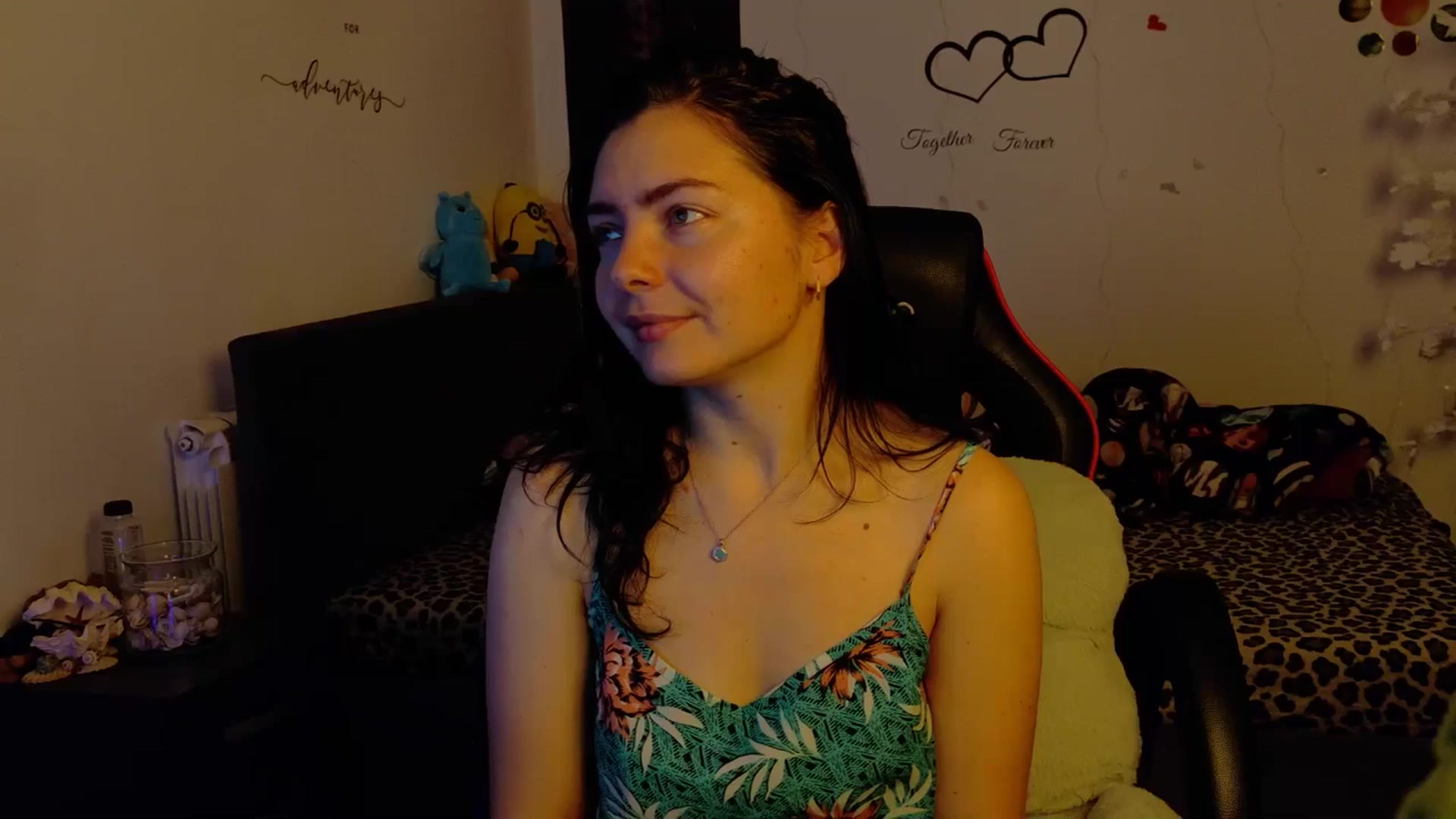 Gallery image thumbnail from YreneA's myfreecams stream on, 11/19/2025, 07:26 image 4 of 20