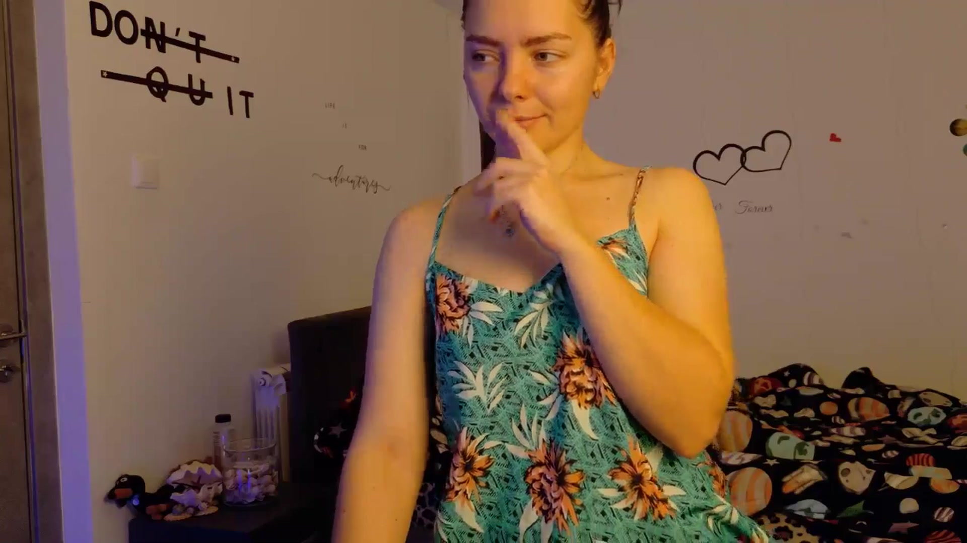 Gallery image thumbnail from YreneA's myfreecams stream on, 11/19/2025, 07:26 image 20 of 20