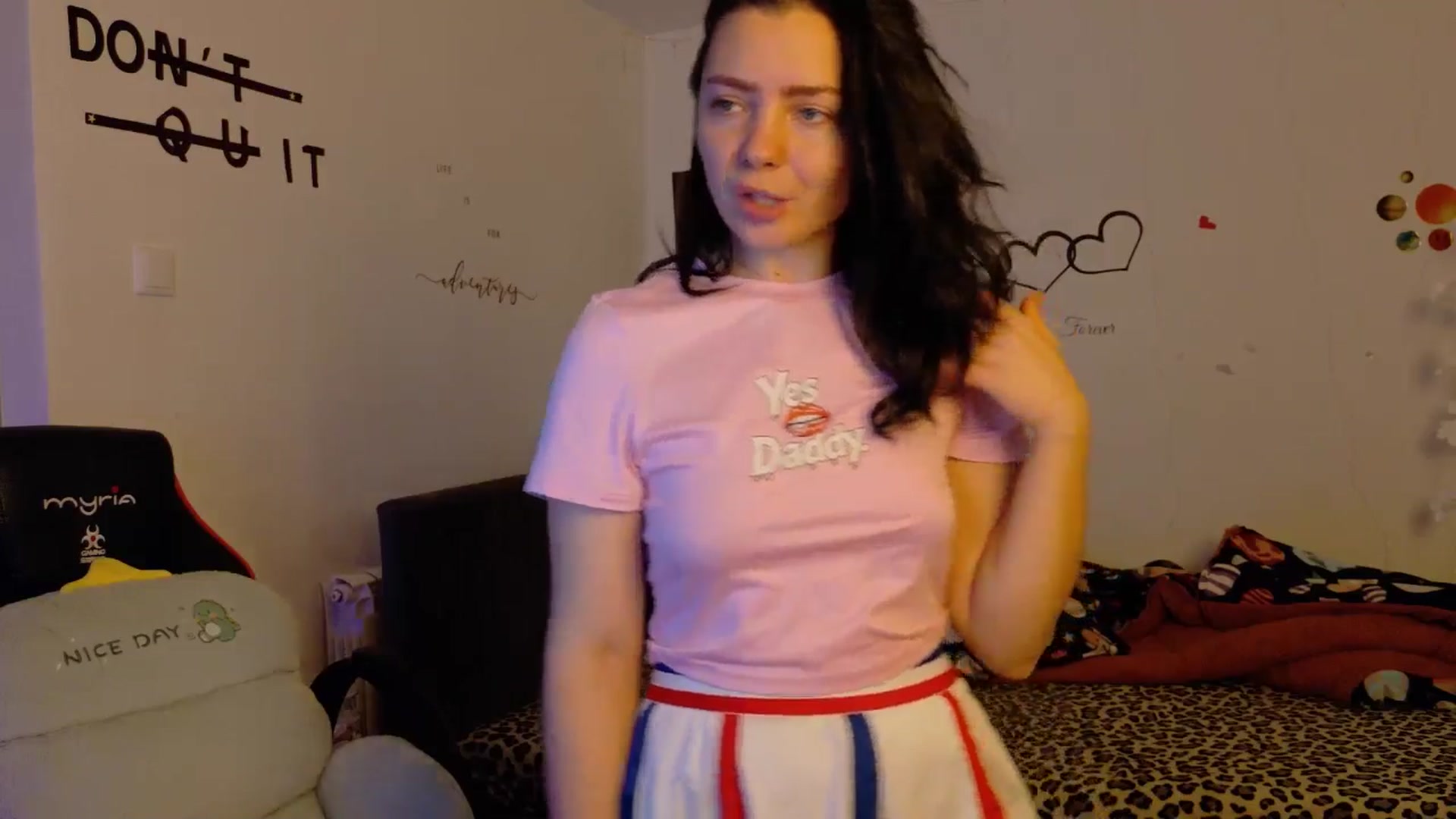 Gallery image thumbnail from YreneA's myfreecams stream on, 11/20/2025, 08:22 image 6 of 20