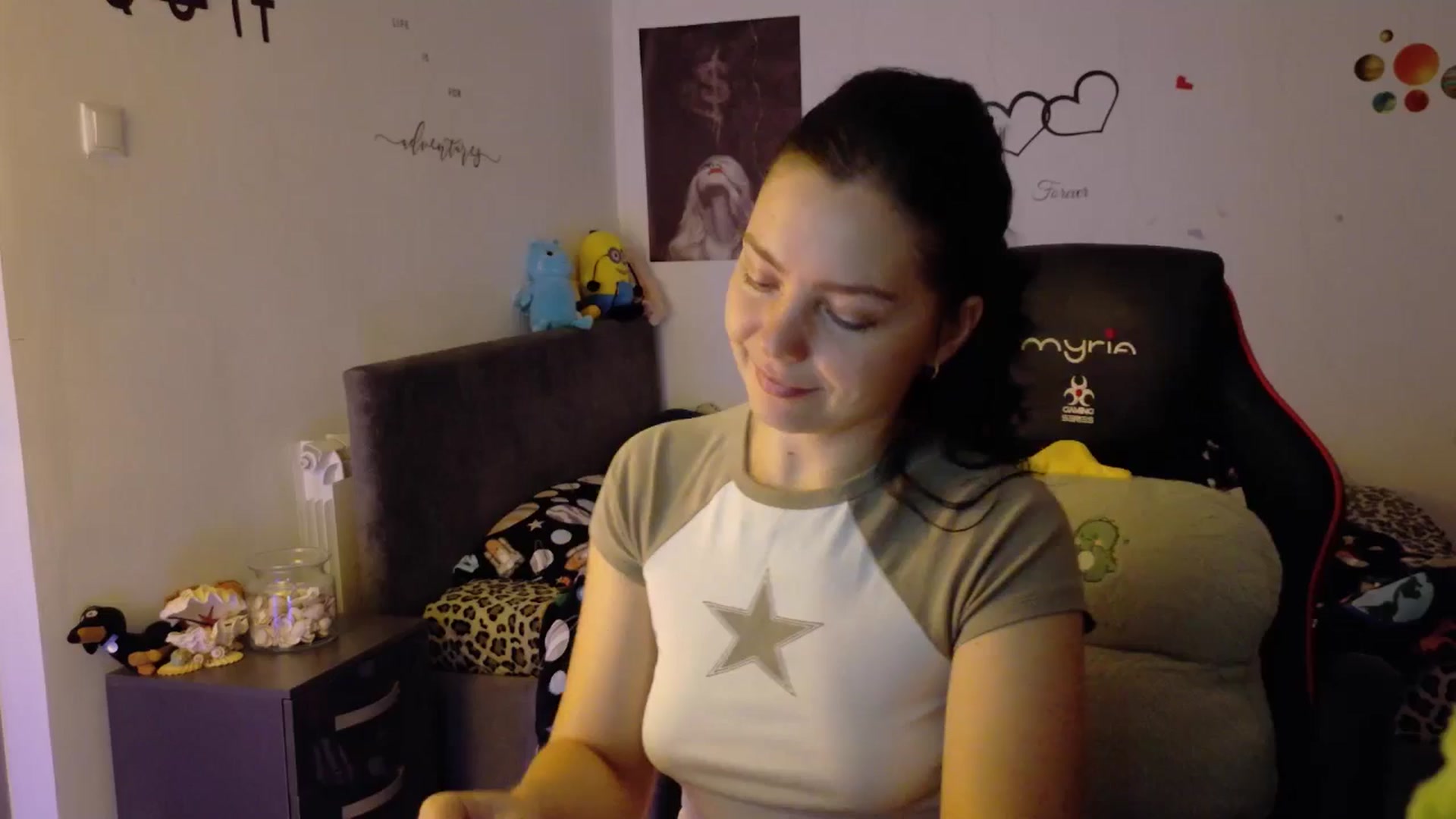 Gallery image thumbnail from YreneA's myfreecams stream on, 11/21/2025, 09:24 image 10 of 20