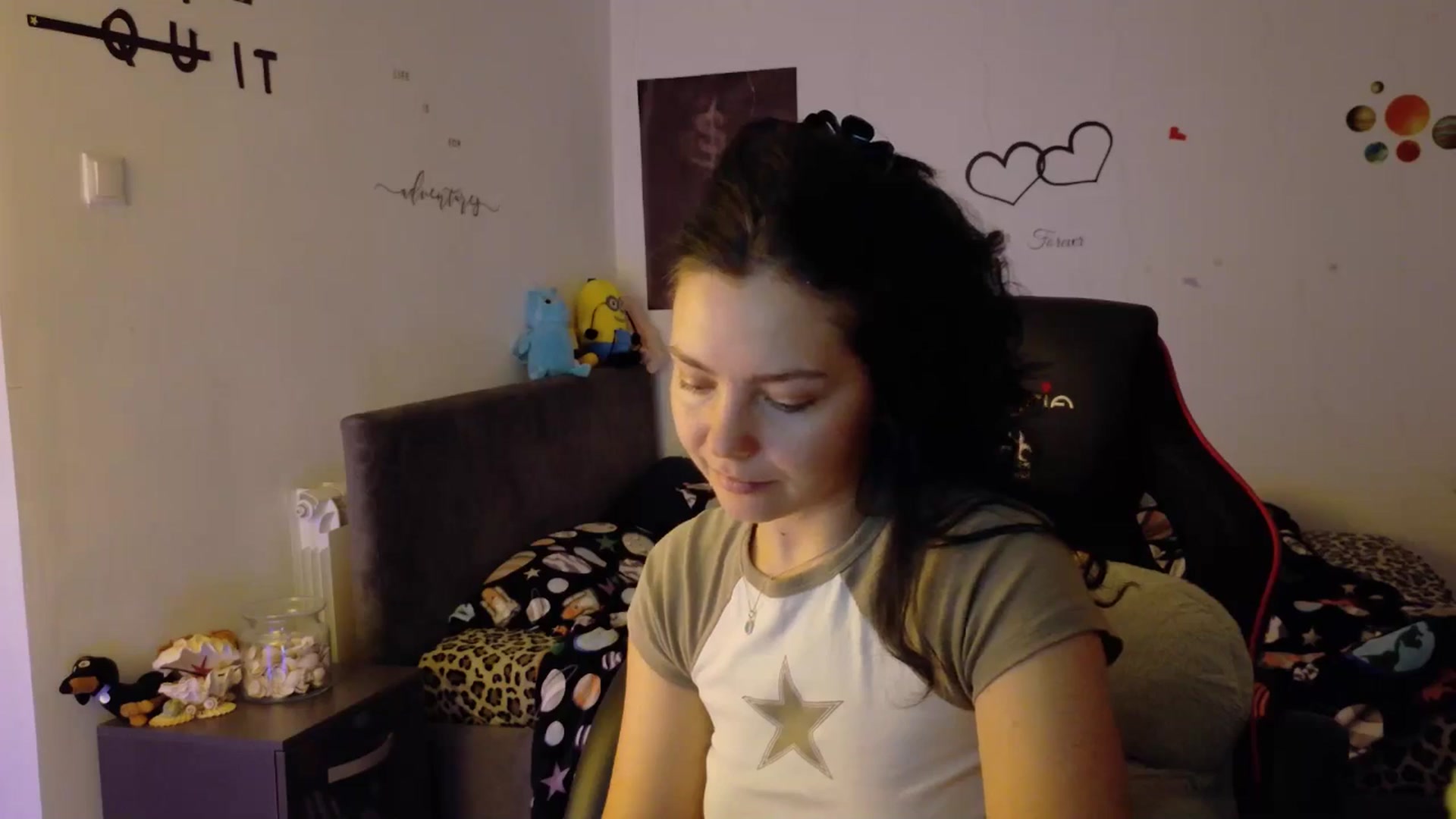 Gallery image thumbnail from YreneA's myfreecams stream on, 11/21/2025, 09:24 image 18 of 20