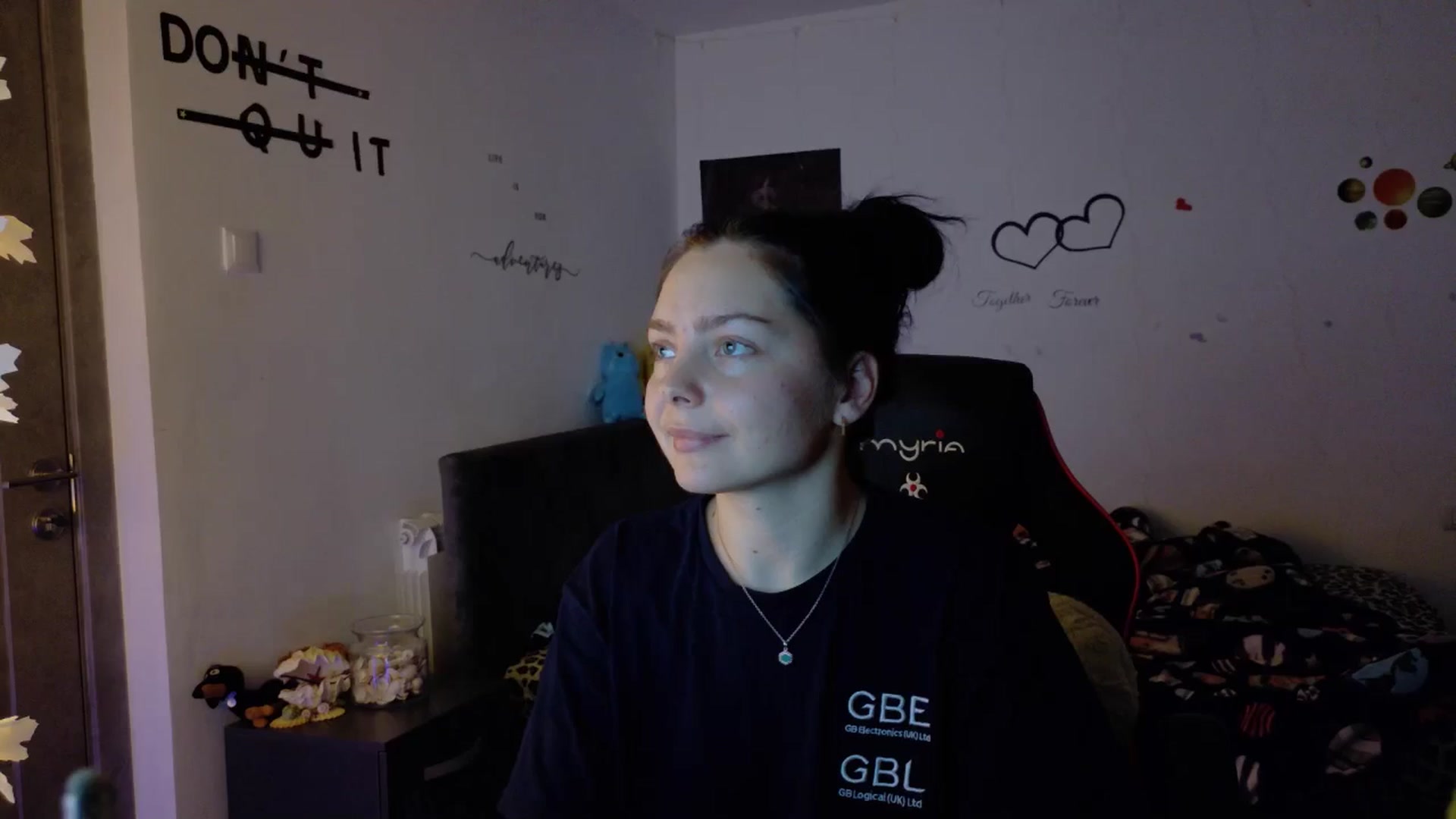 Gallery image thumbnail from YreneA's myfreecams stream on, 11/21/2025, 10:01 image 1 of 20
