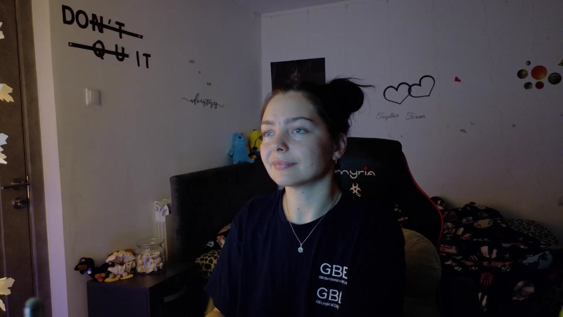 Gallery image thumbnail from YreneA's myfreecams stream on, 11/21/2025, 10:01 image 3 of 20