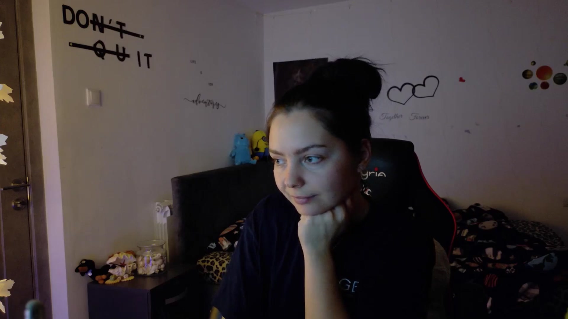 Gallery image thumbnail from YreneA's myfreecams stream on, 11/21/2025, 10:01 image 9 of 20