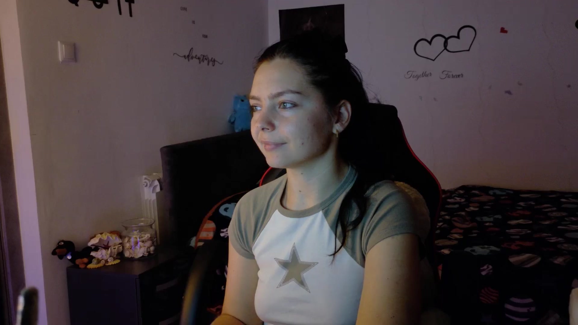 Gallery image thumbnail from YreneA's myfreecams stream on, 11/22/2025, 12:48 image 12 of 20