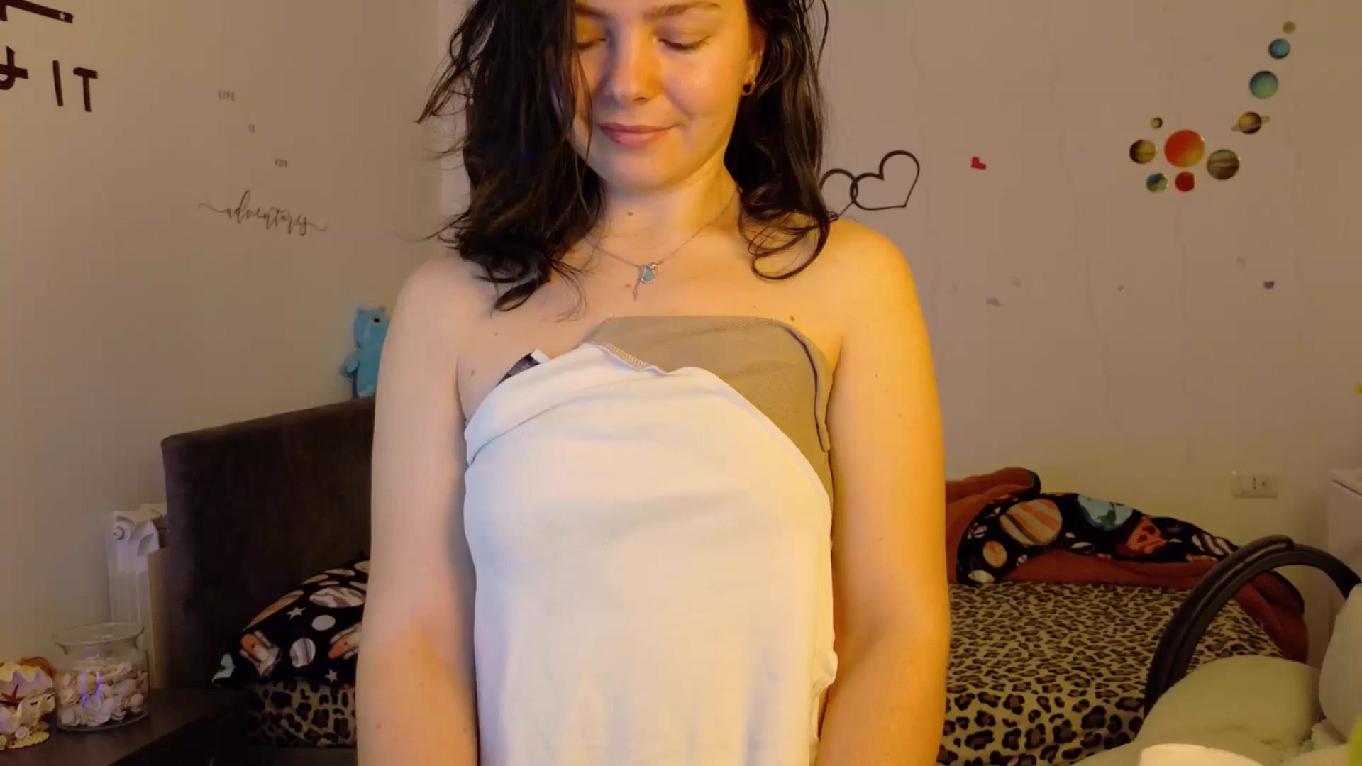 Gallery image thumbnail from YreneA's myfreecams stream on, 11/22/2025, 20:50 image 11 of 20