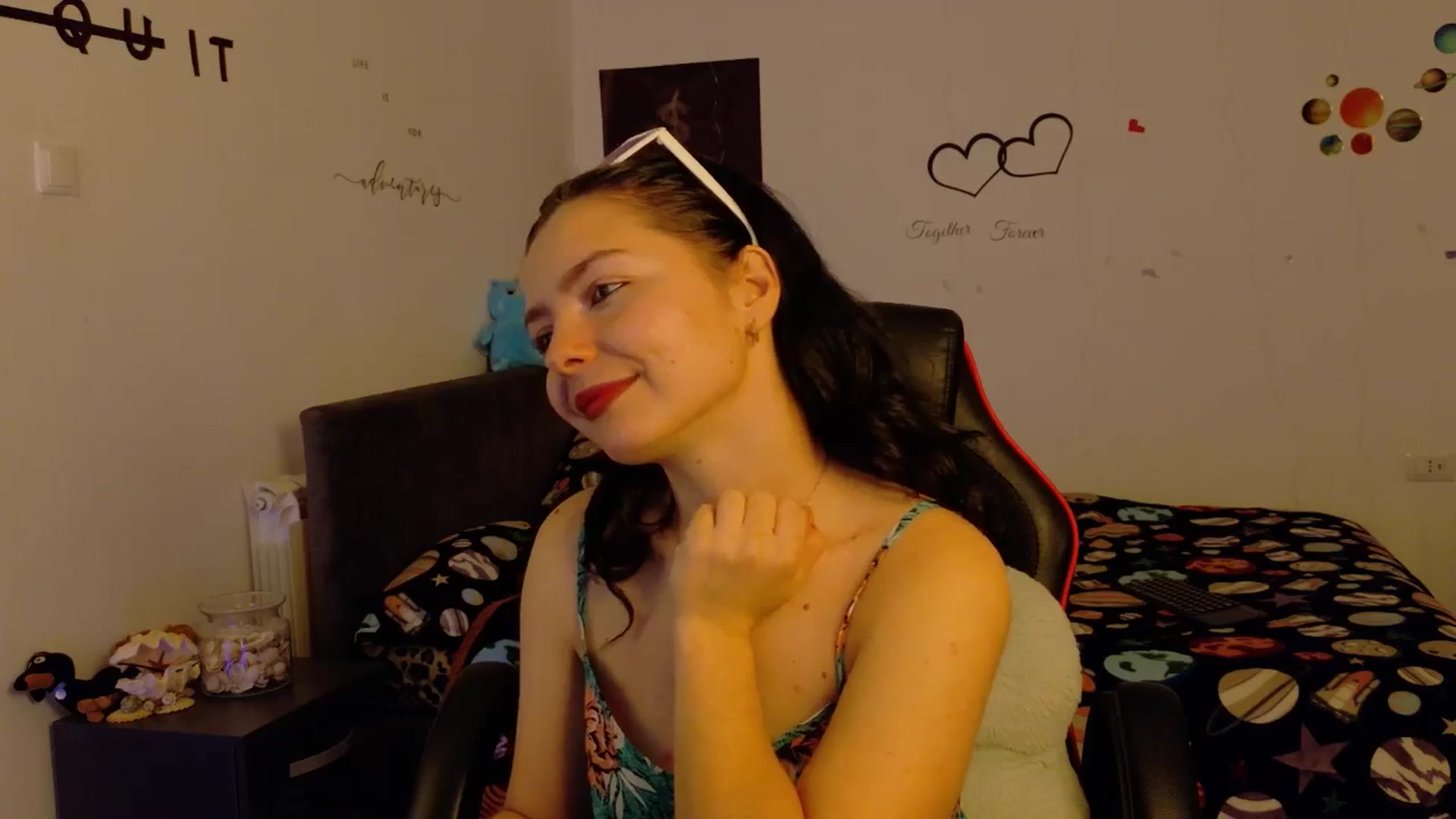 Gallery image thumbnail from YreneA's myfreecams stream on, 11/23/2025, 08:48 image 18 of 20