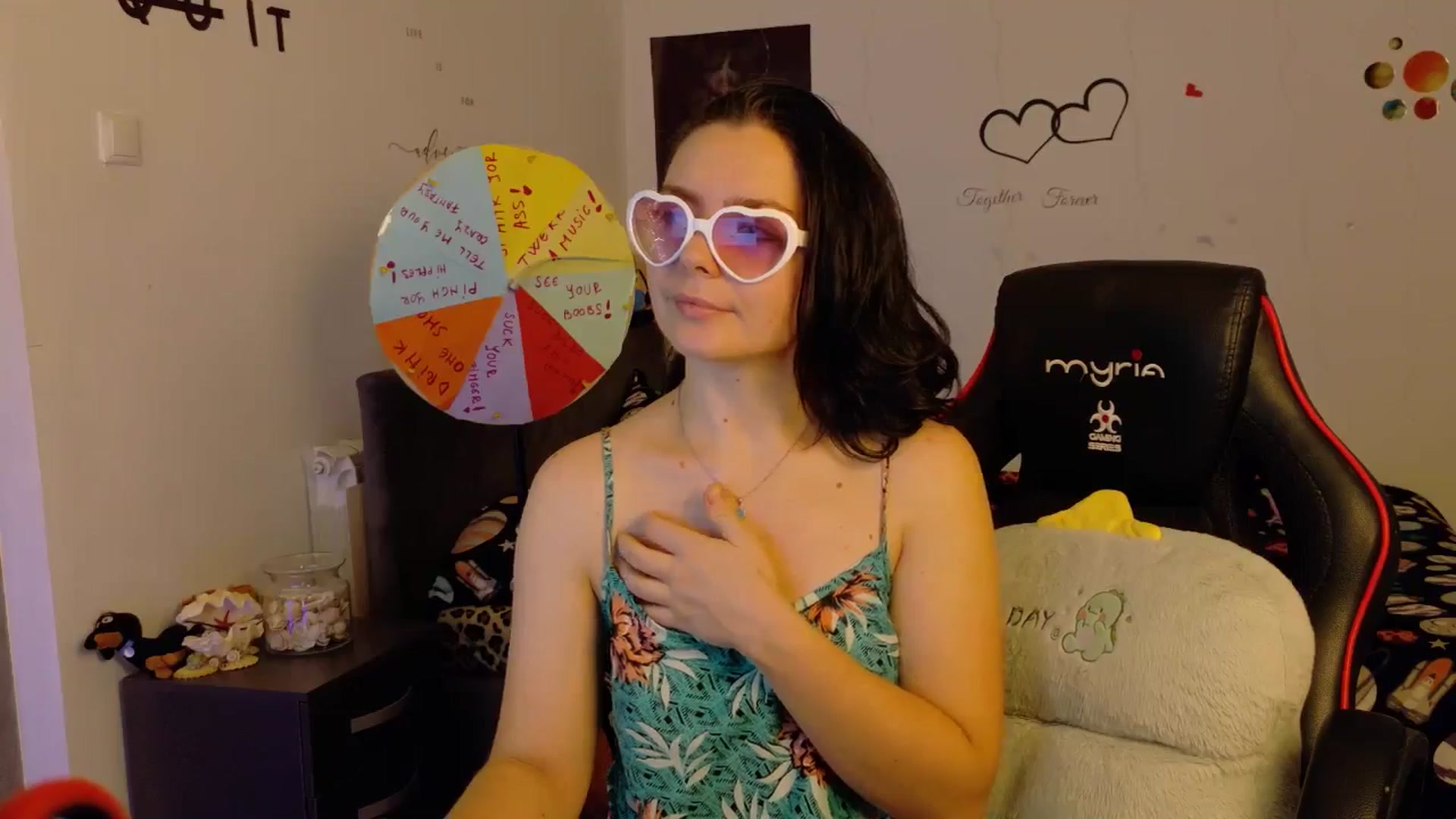 Gallery image thumbnail from YreneA's myfreecams stream on, 11/24/2025, 17:56 image 6 of 20