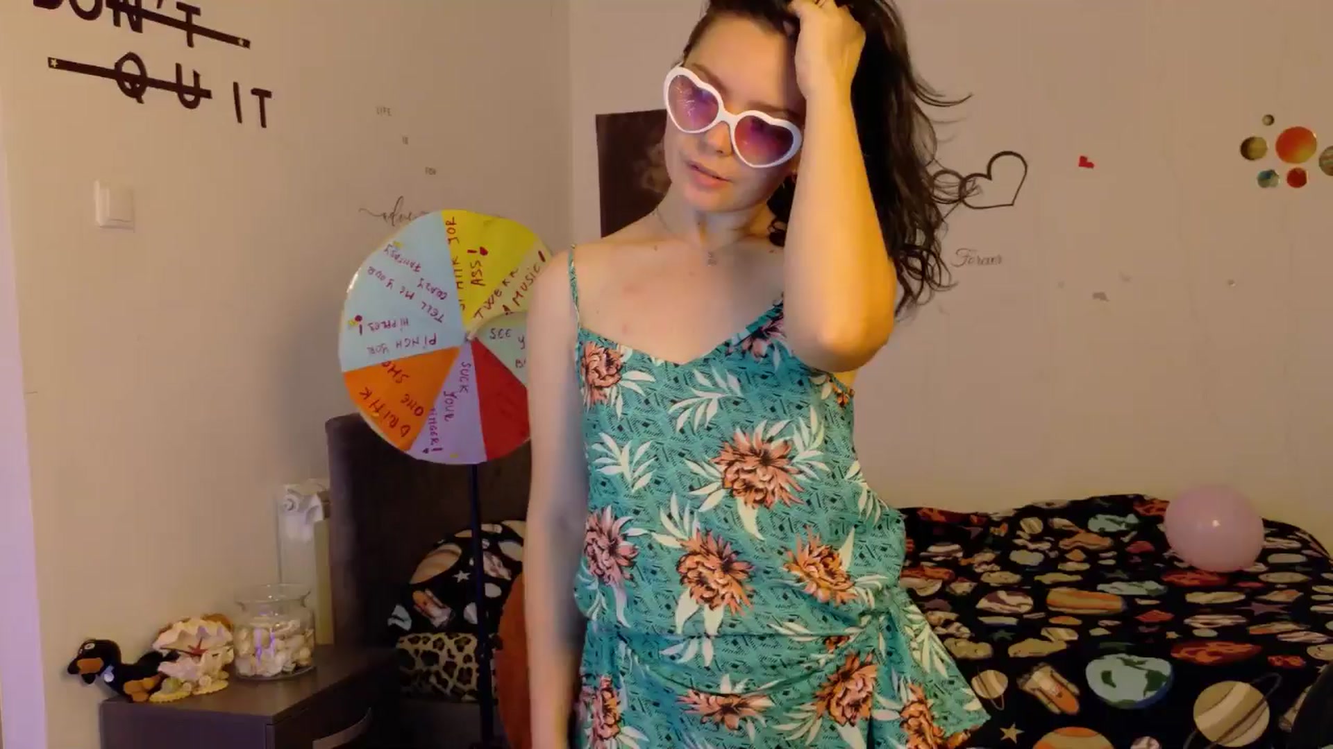 Gallery image thumbnail from YreneA's myfreecams stream on, 11/24/2025, 17:56 image 11 of 20