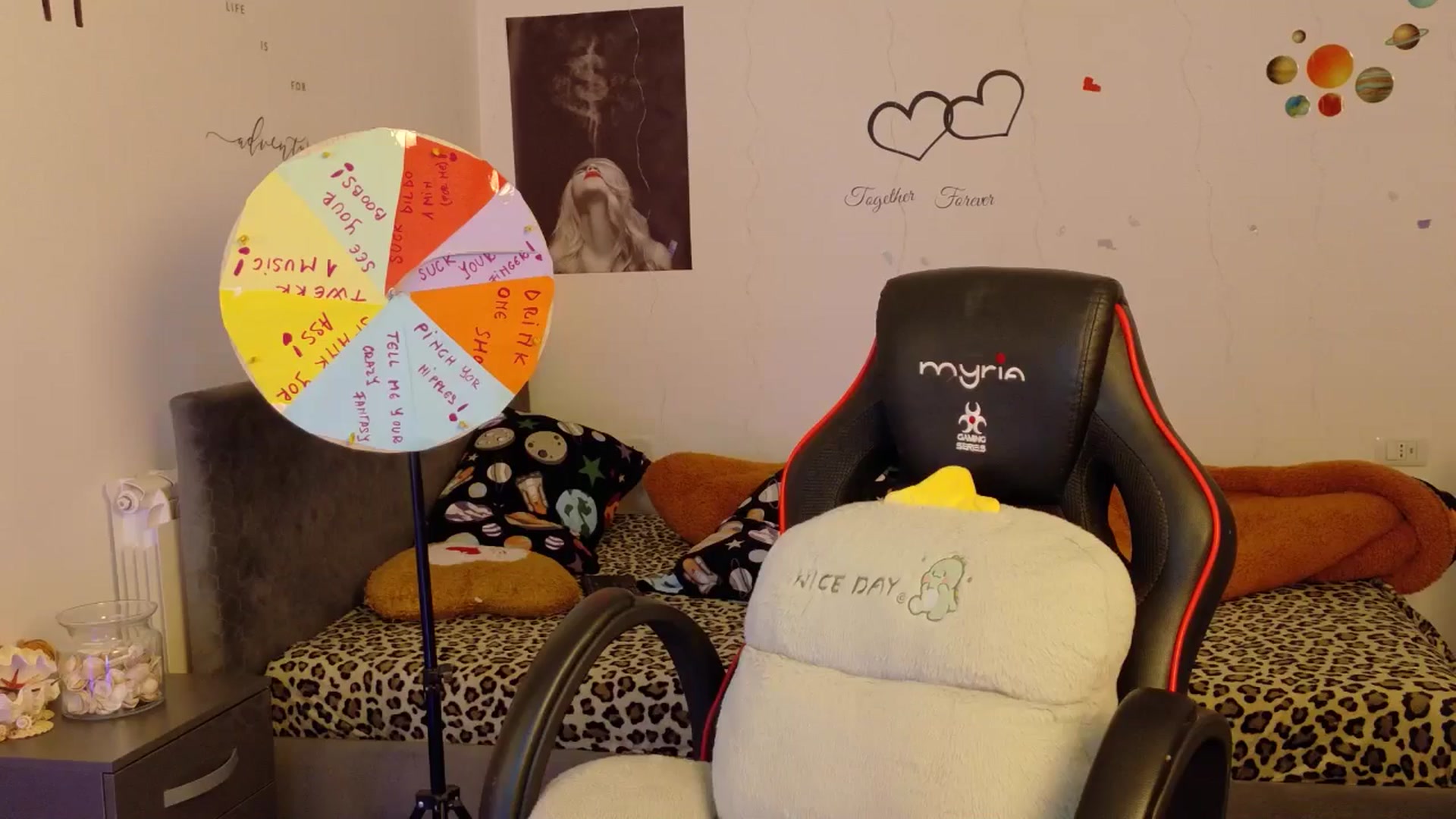 Gallery image thumbnail from YreneA's myfreecams stream on, 11/25/2025, 20:20 image 3 of 20
