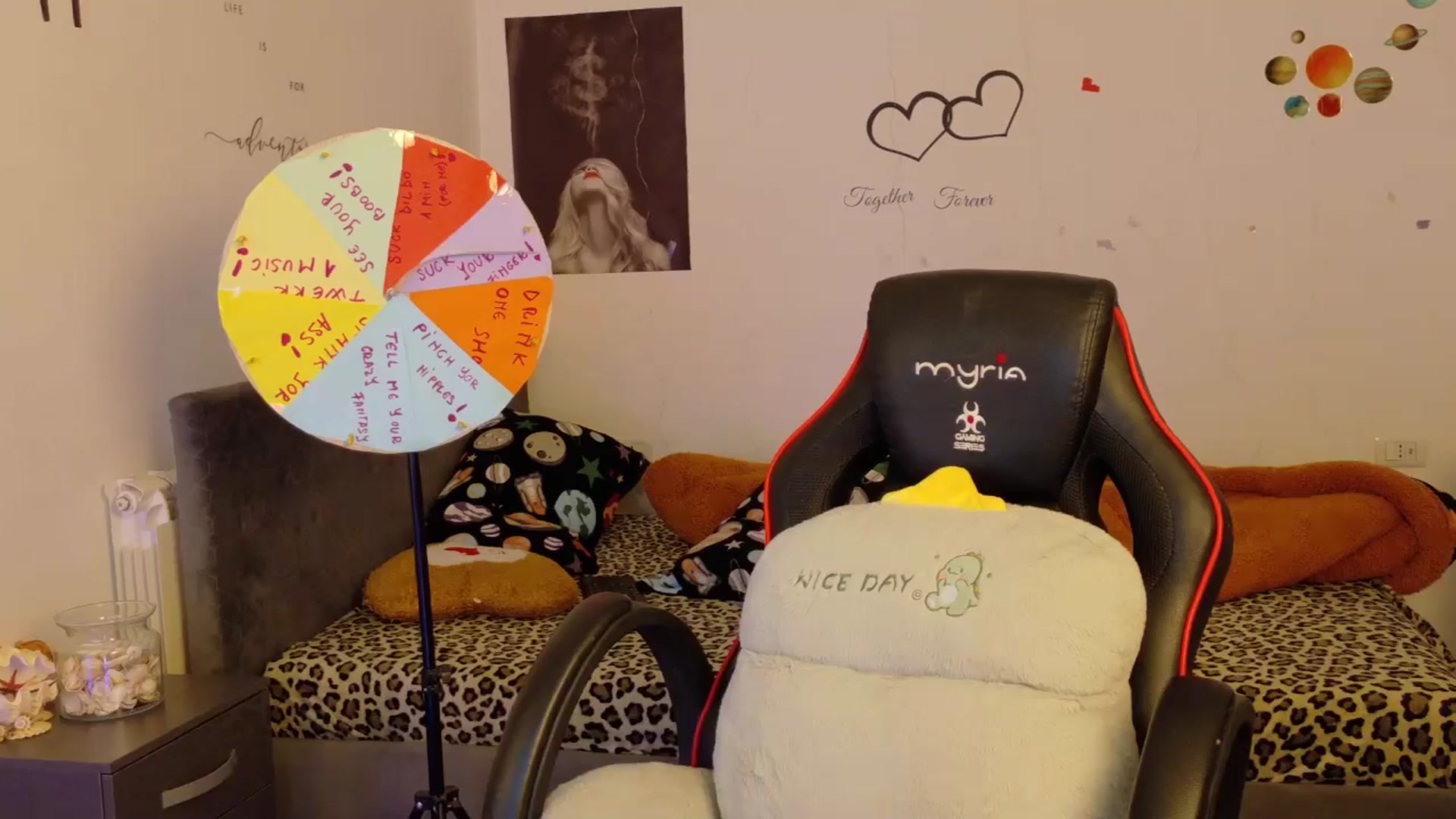 Gallery image thumbnail from YreneA's myfreecams stream on, 11/25/2025, 20:20 image 7 of 20