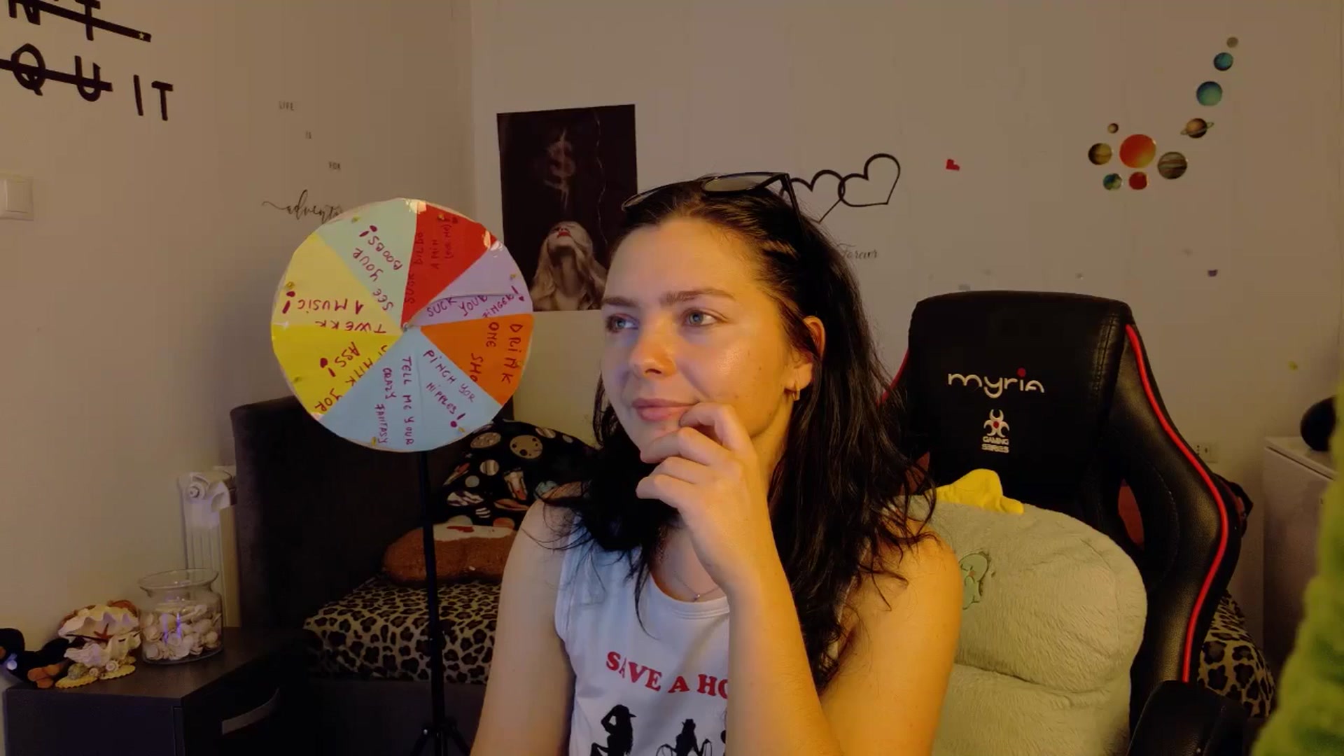 Gallery image thumbnail from YreneA's myfreecams stream on, 11/25/2025, 20:20 image 19 of 20