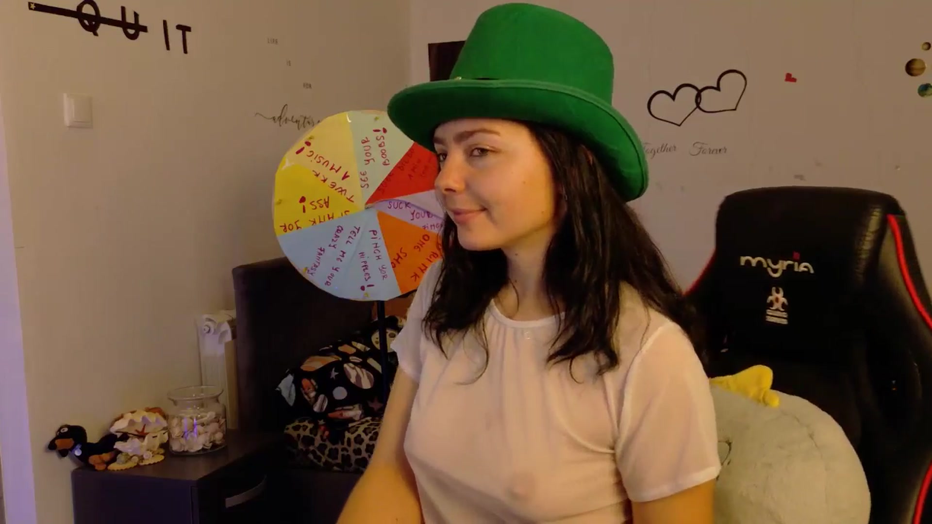 Gallery image thumbnail from YreneA's myfreecams stream on, 11/26/2025, 08:17 image 9 of 20