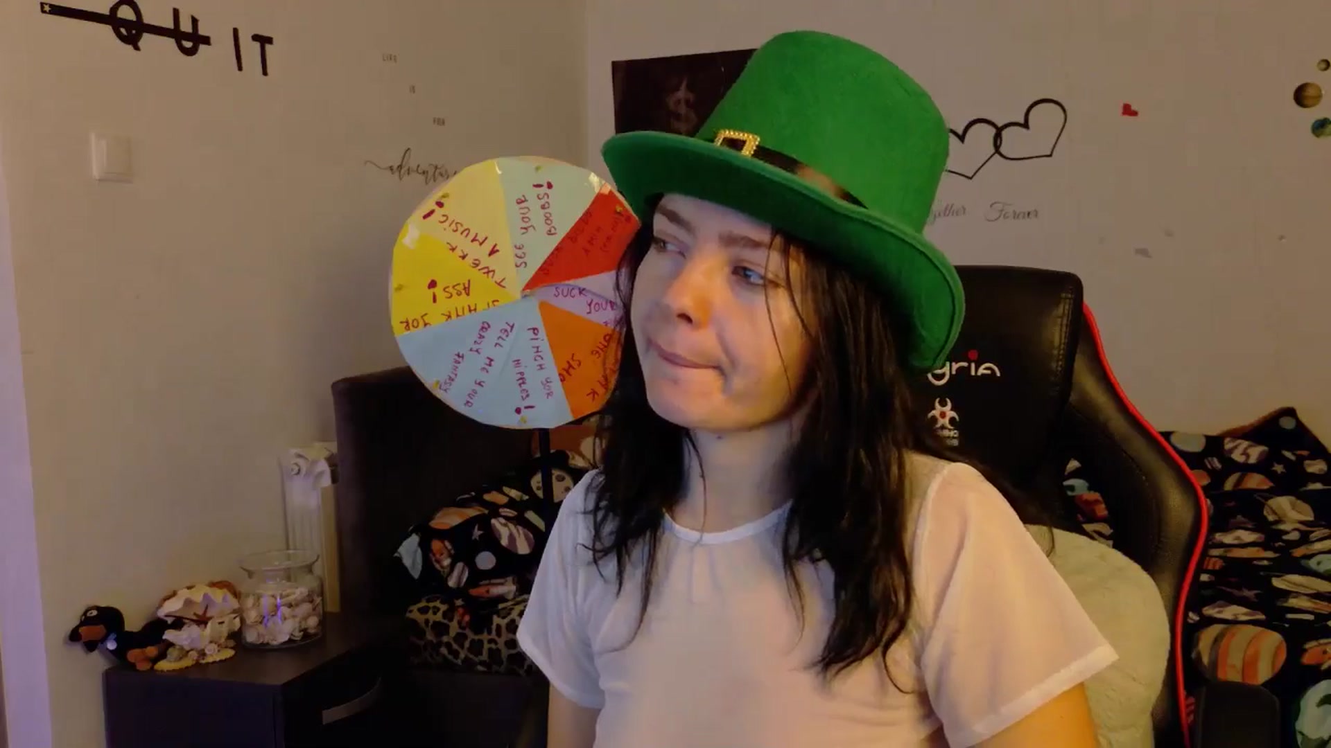 Gallery image thumbnail from YreneA's myfreecams stream on, 11/26/2025, 08:17 image 8 of 20