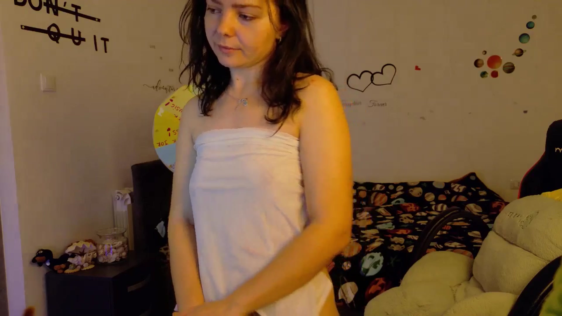 Gallery image thumbnail from YreneA's myfreecams stream on, 11/26/2025, 08:17 image 11 of 20