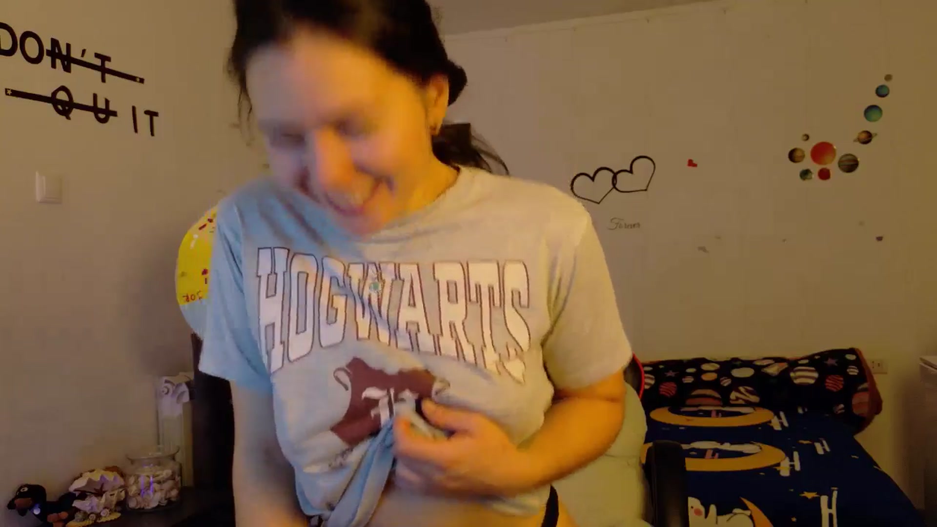 Gallery image thumbnail from YreneA's myfreecams stream on, 11/26/2025, 16:01 image 16 of 20