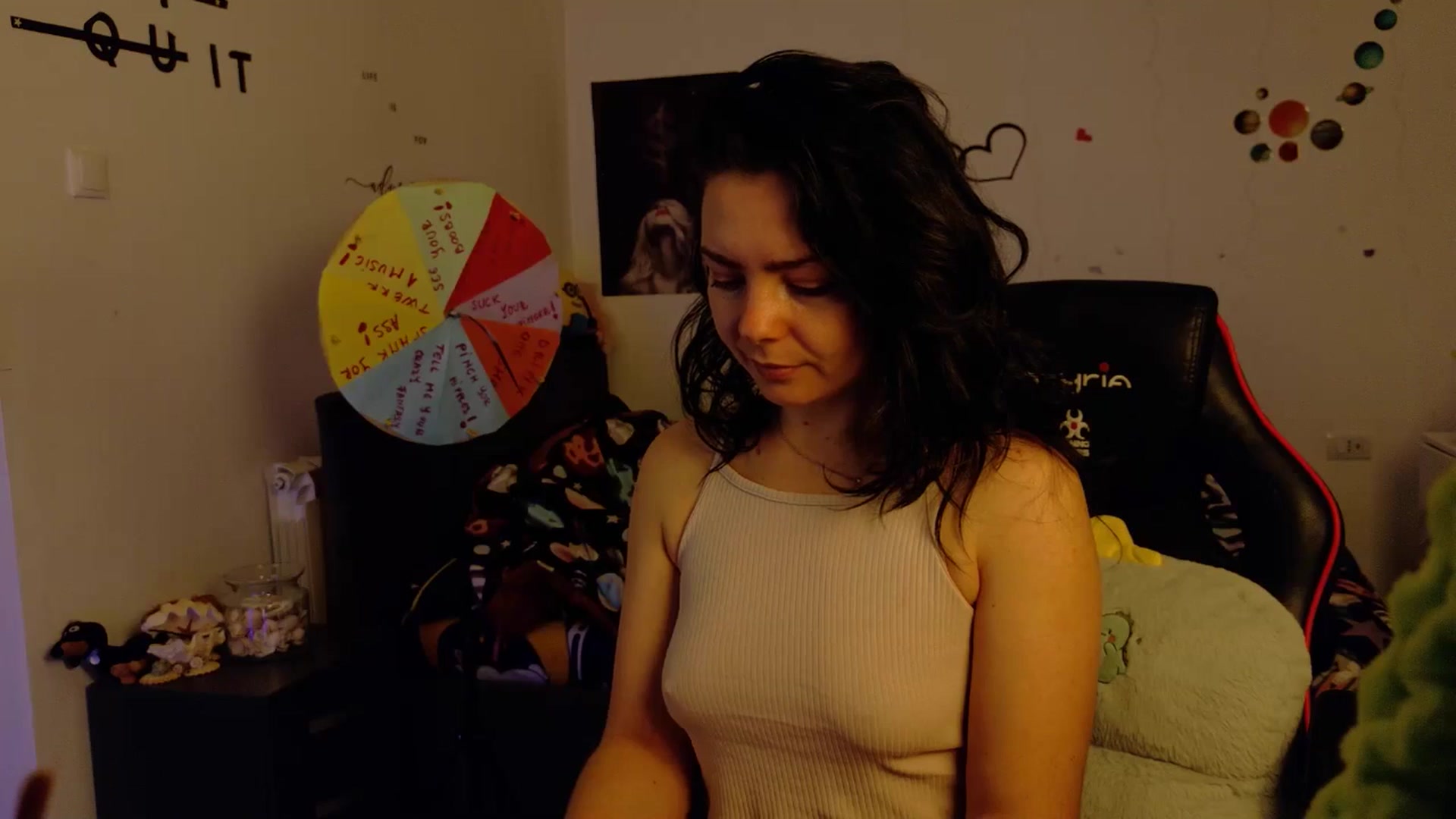 Gallery image thumbnail from YreneA's myfreecams stream on, 11/28/2025, 06:21 image 4 of 20