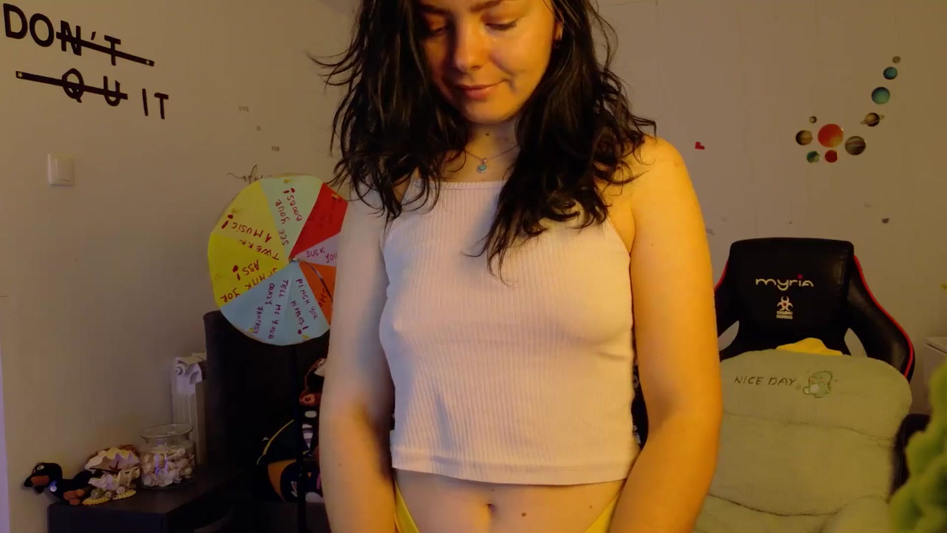 Gallery image thumbnail from YreneA's myfreecams stream on, 11/28/2025, 06:21 image 9 of 20