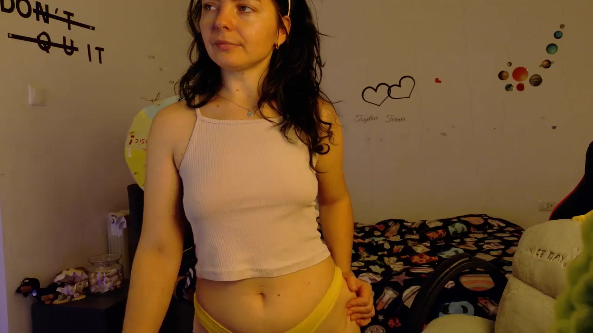 Gallery image thumbnail from YreneA's myfreecams stream on, 11/28/2025, 08:31 image 4 of 20