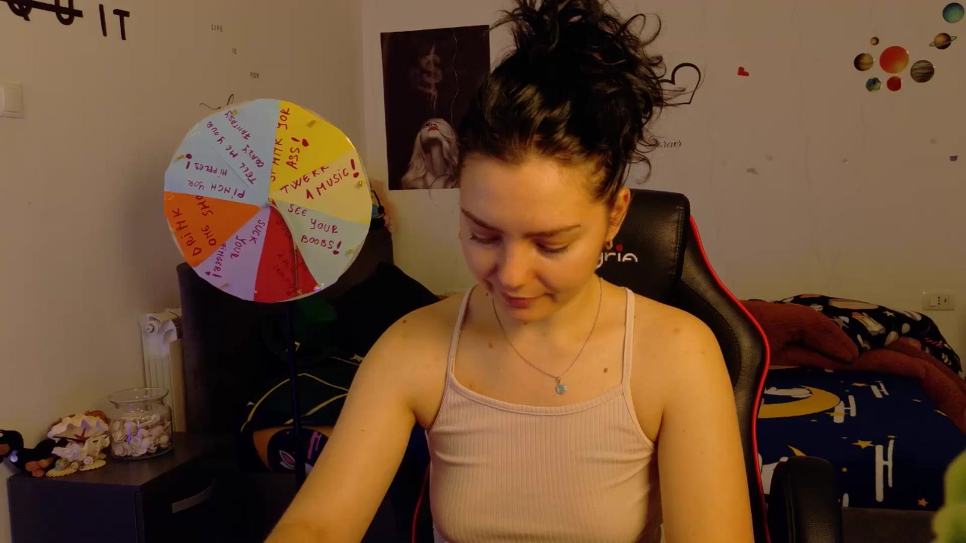 Gallery image thumbnail from YreneA's myfreecams stream on, 11/28/2025, 08:31 image 17 of 20