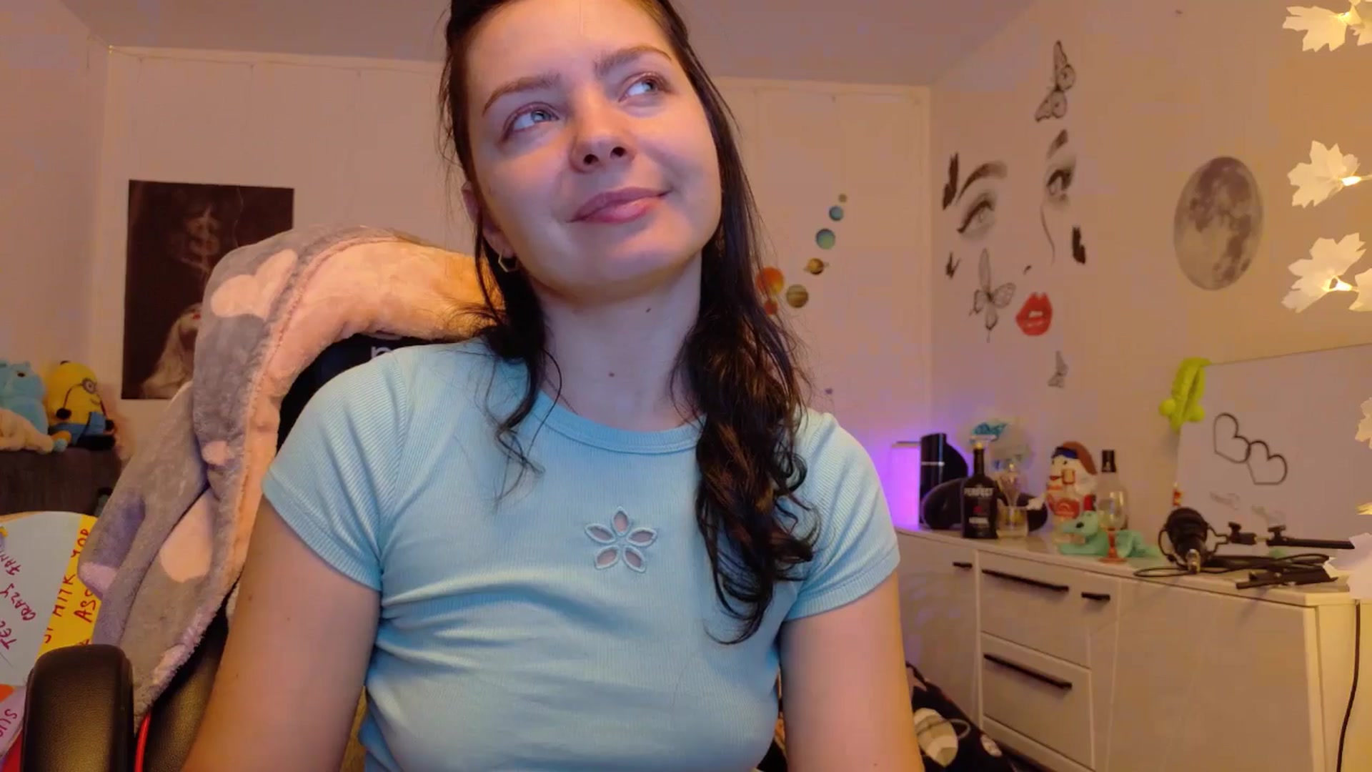 Gallery image thumbnail from YreneA's myfreecams stream on, 12/02/2025, 08:29 image 12 of 20