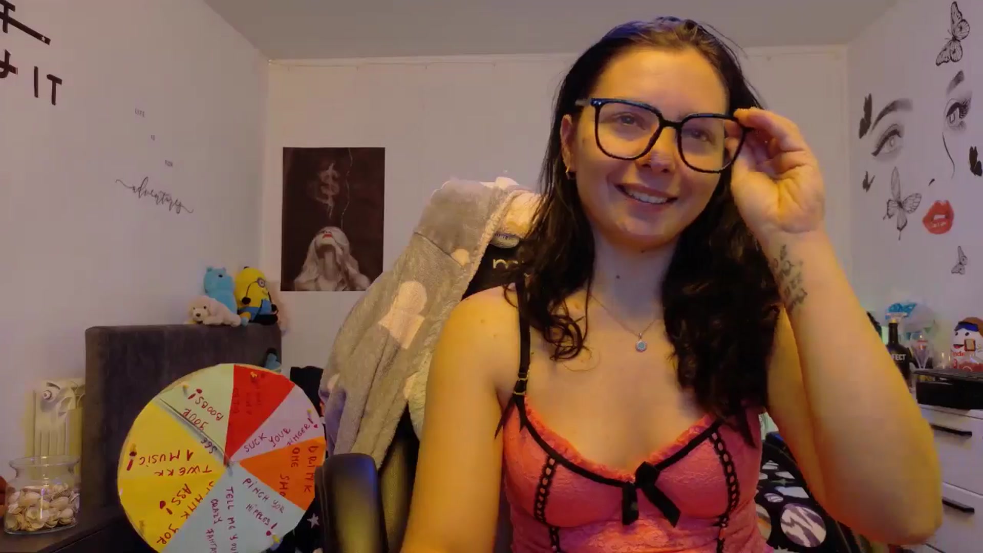 Gallery image thumbnail from YreneA's myfreecams stream on, 12/03/2025, 17:49 image 8 of 20
