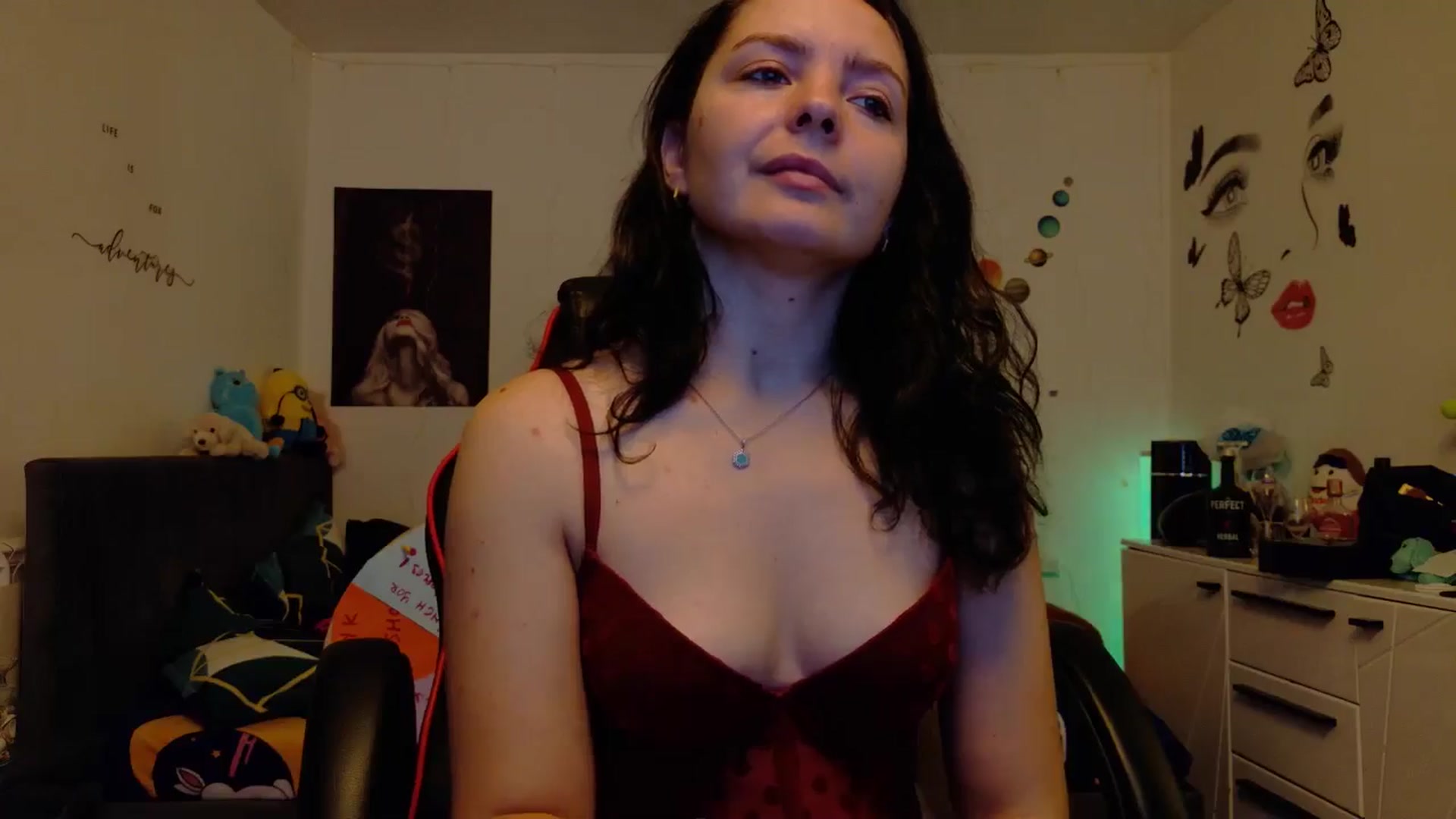 Gallery image thumbnail from YreneA's myfreecams stream on, 12/05/2025, 08:11 image 11 of 20