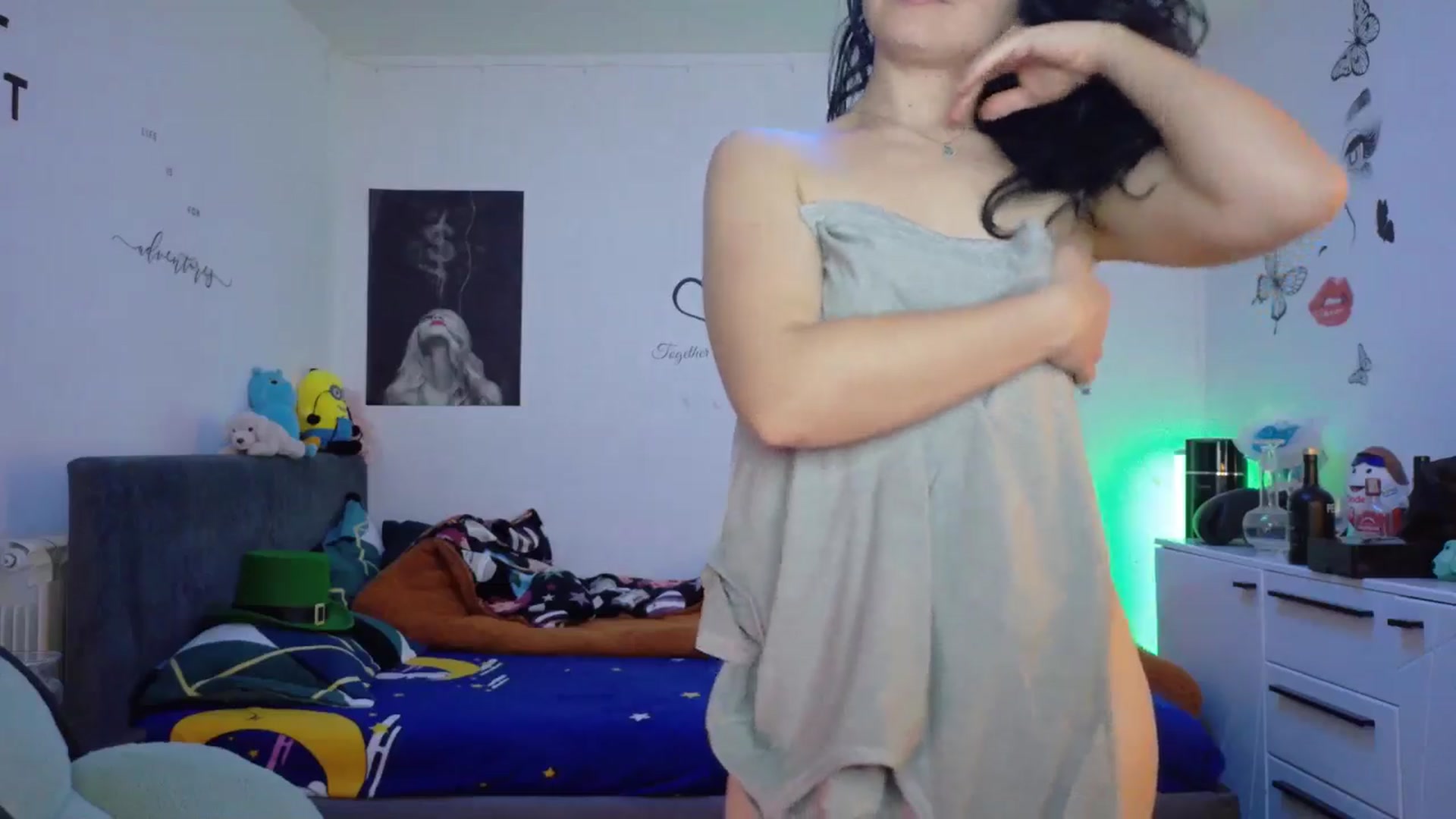 Gallery image thumbnail from YreneA's myfreecams stream on, 12/07/2025, 20:01 image 10 of 20