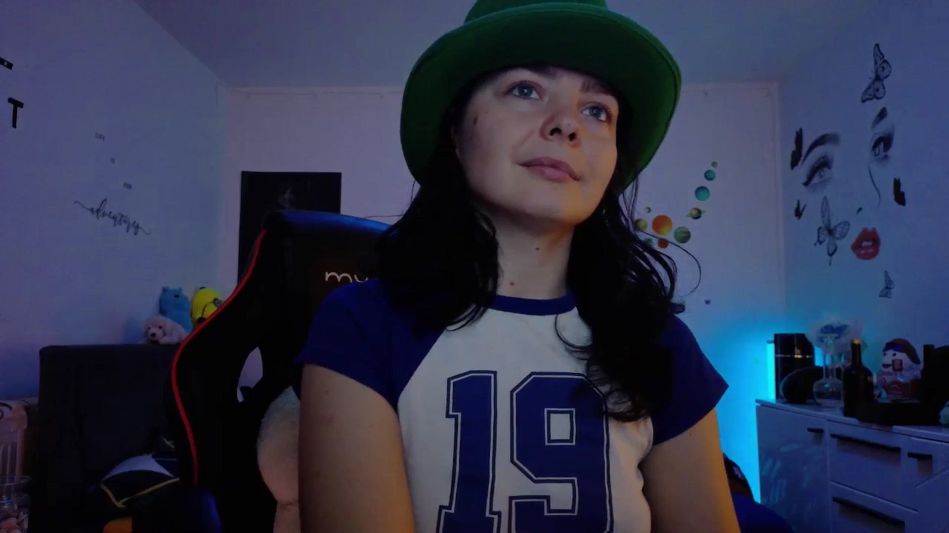 Gallery image thumbnail from YreneA's myfreecams stream on, 12/08/2025, 08:34 image 9 of 20