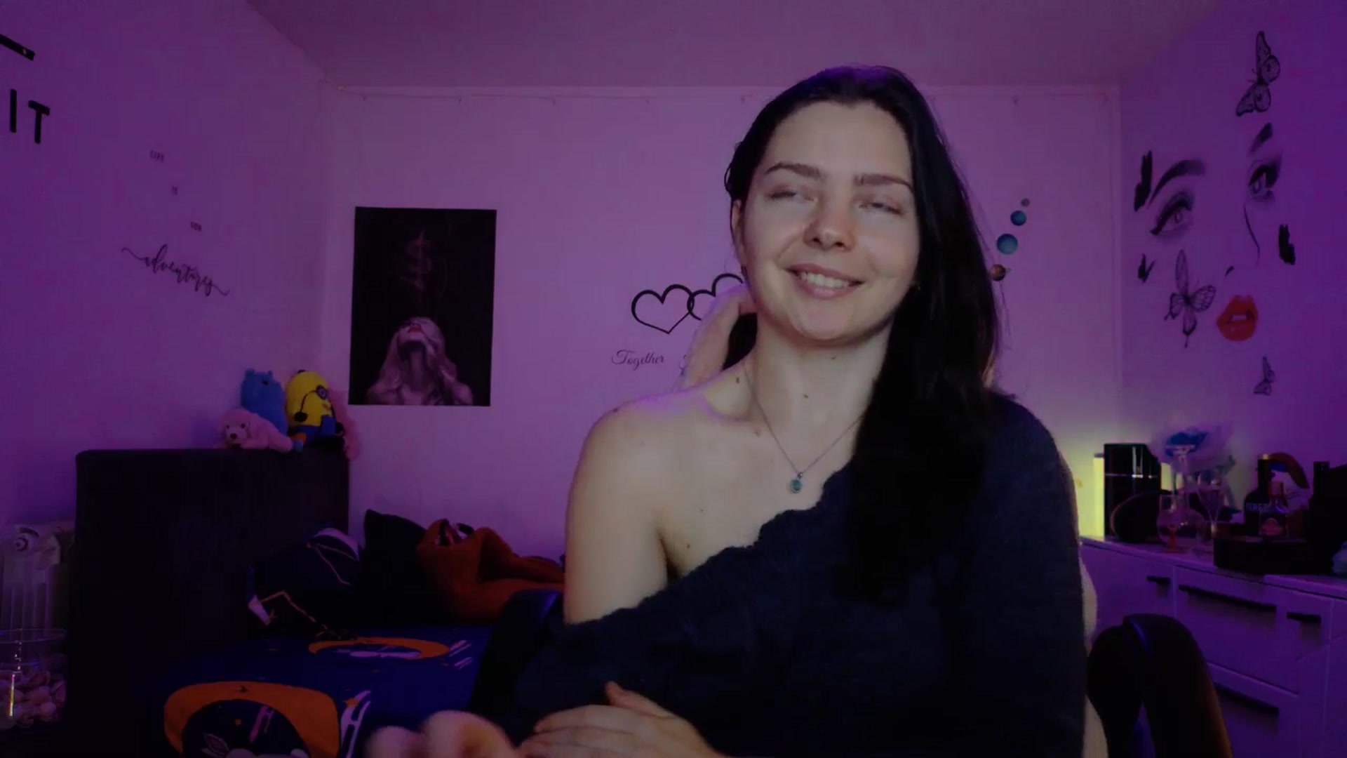 Gallery image thumbnail from YreneA's myfreecams stream on, 12/12/2025, 08:06 image 14 of 20