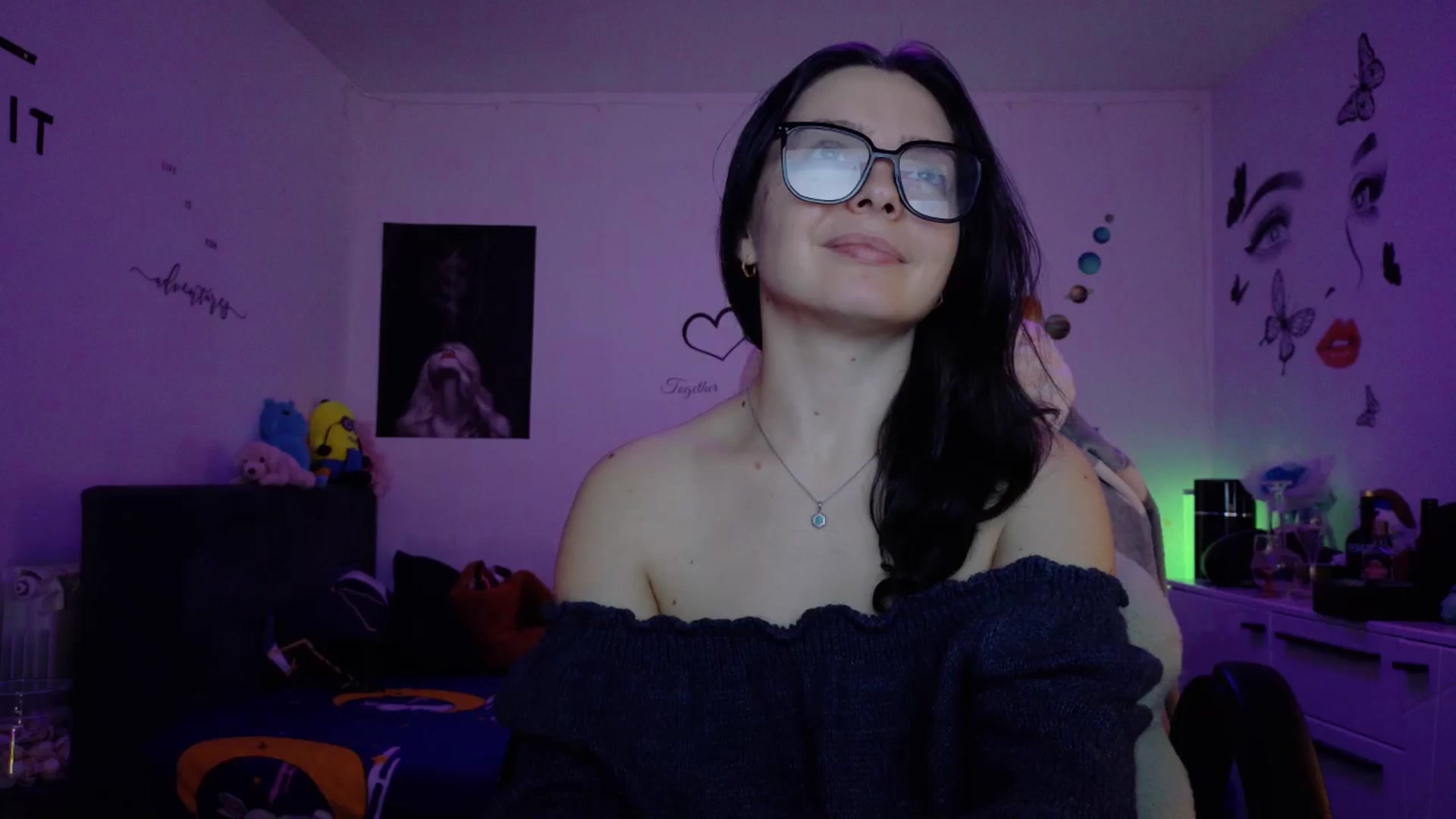 Gallery image thumbnail from YreneA's myfreecams stream on, 12/12/2025, 08:06 image 15 of 20