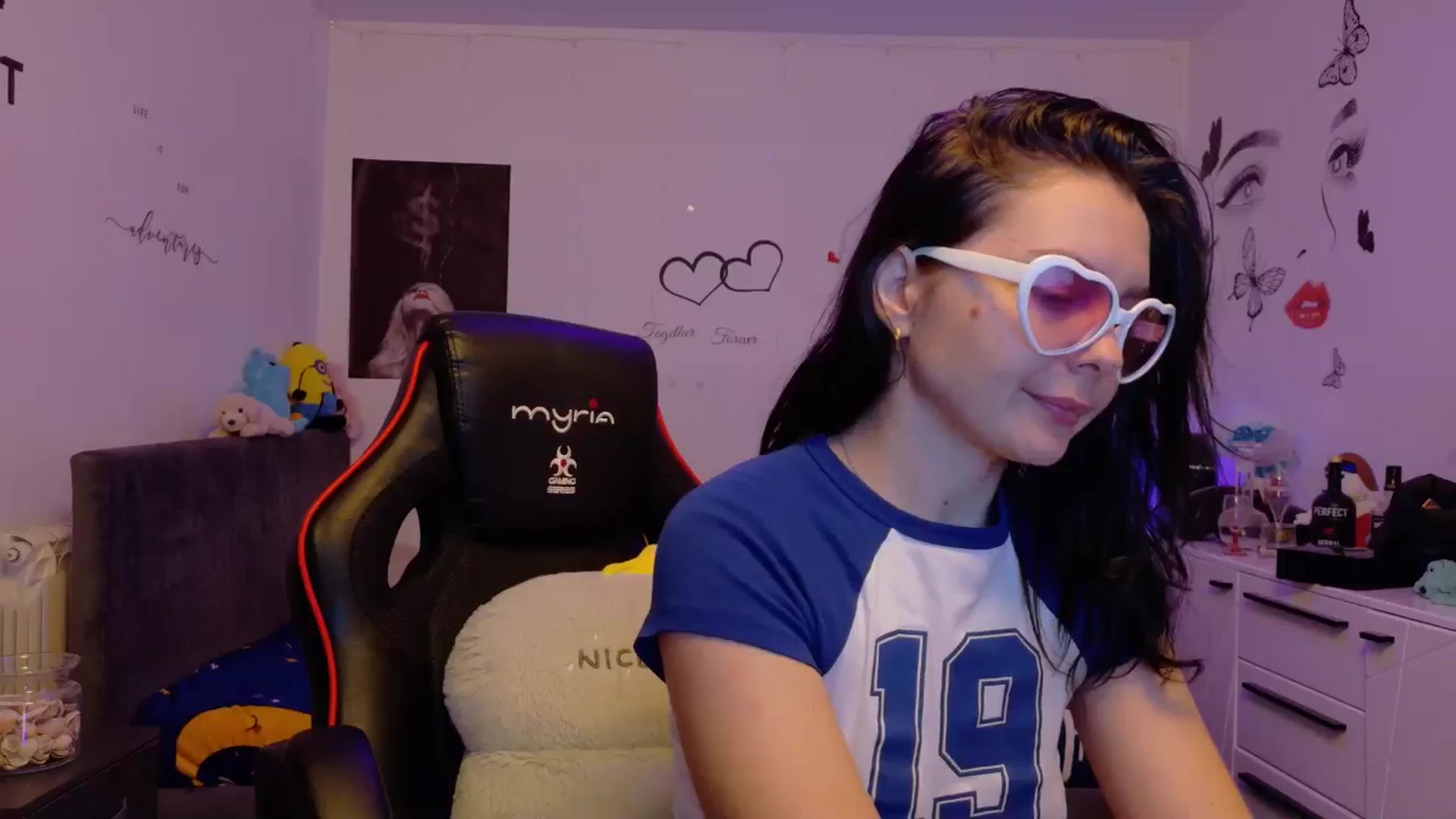 Gallery image thumbnail from YreneA's myfreecams stream on, 12/16/2025, 07:40 image 15 of 20