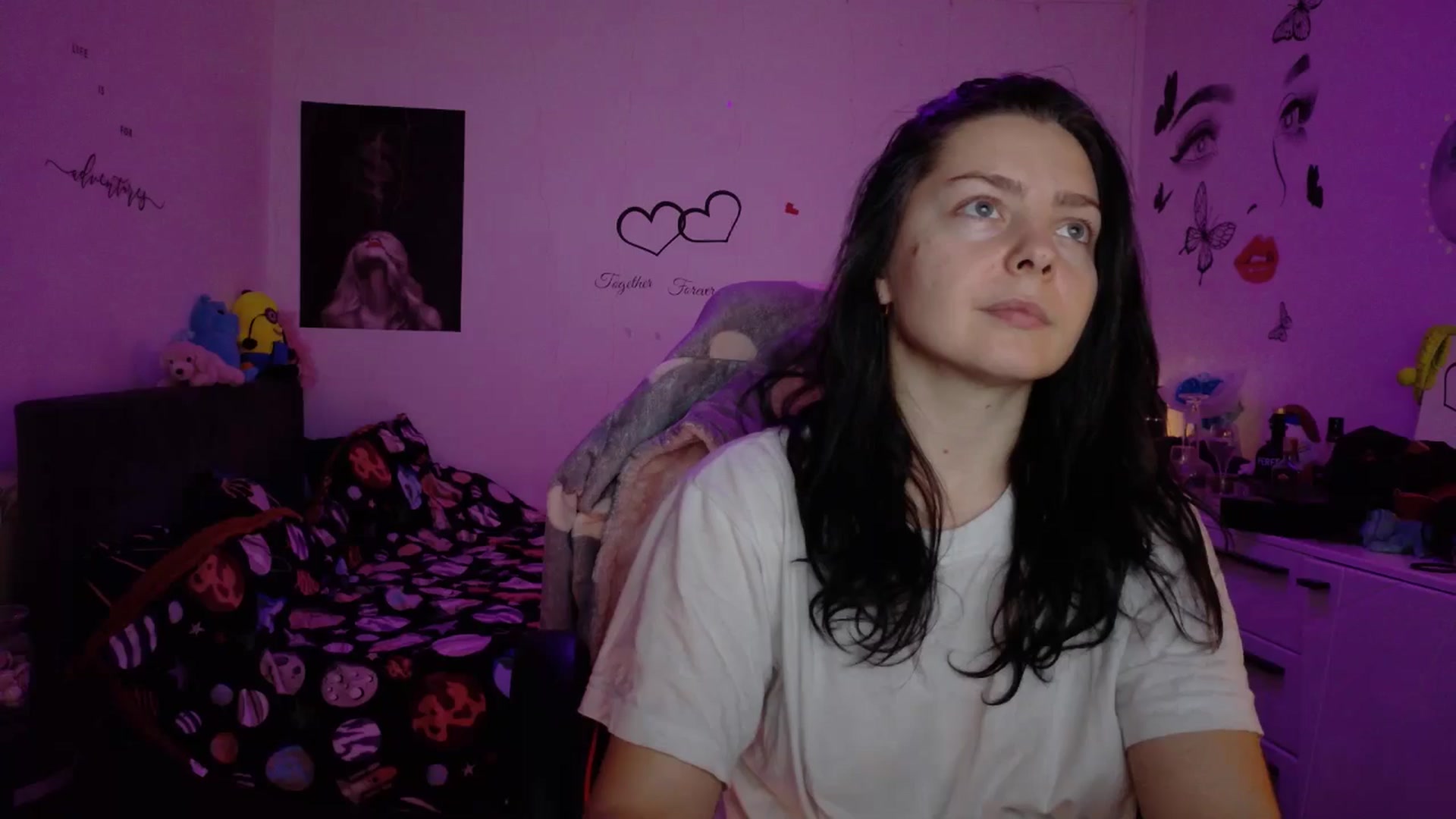Gallery image thumbnail from YreneA's myfreecams stream on, 12/17/2025, 17:35 image 1 of 20