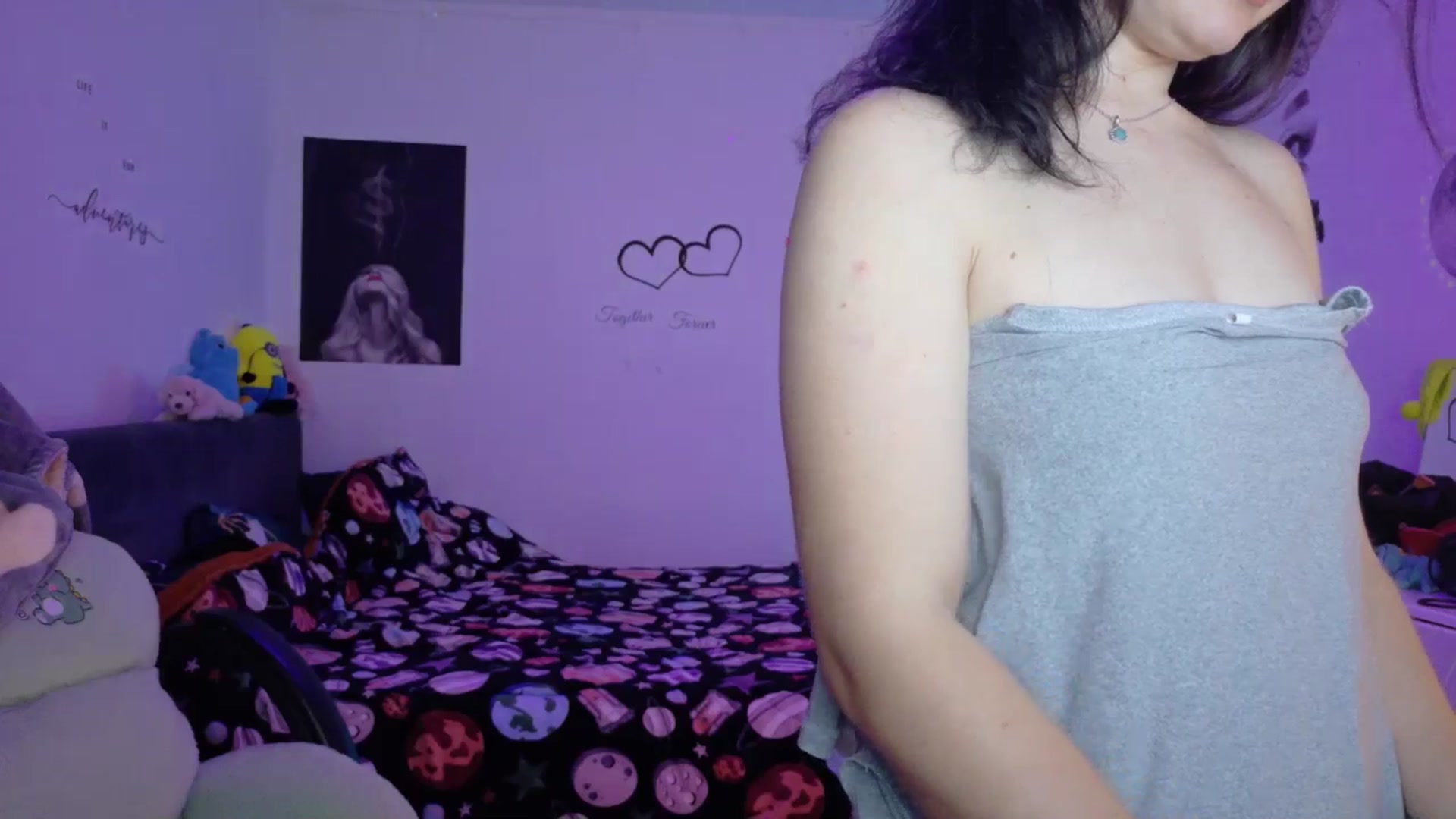 Gallery image thumbnail from YreneA's myfreecams stream on, 12/17/2025, 20:15 image 7 of 20