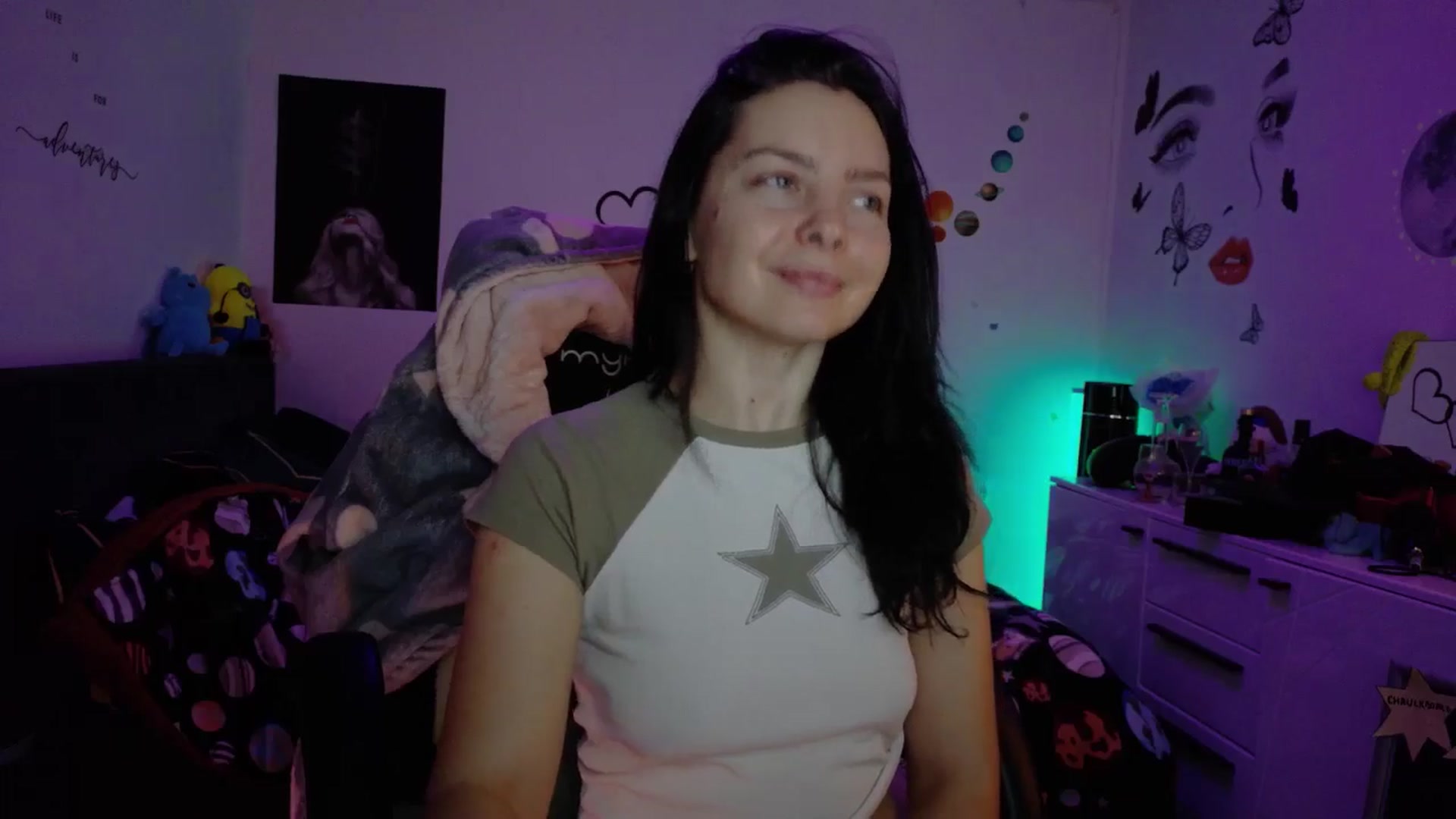 Gallery image thumbnail from YreneA's myfreecams stream on, 12/18/2025, 16:32 image 20 of 20