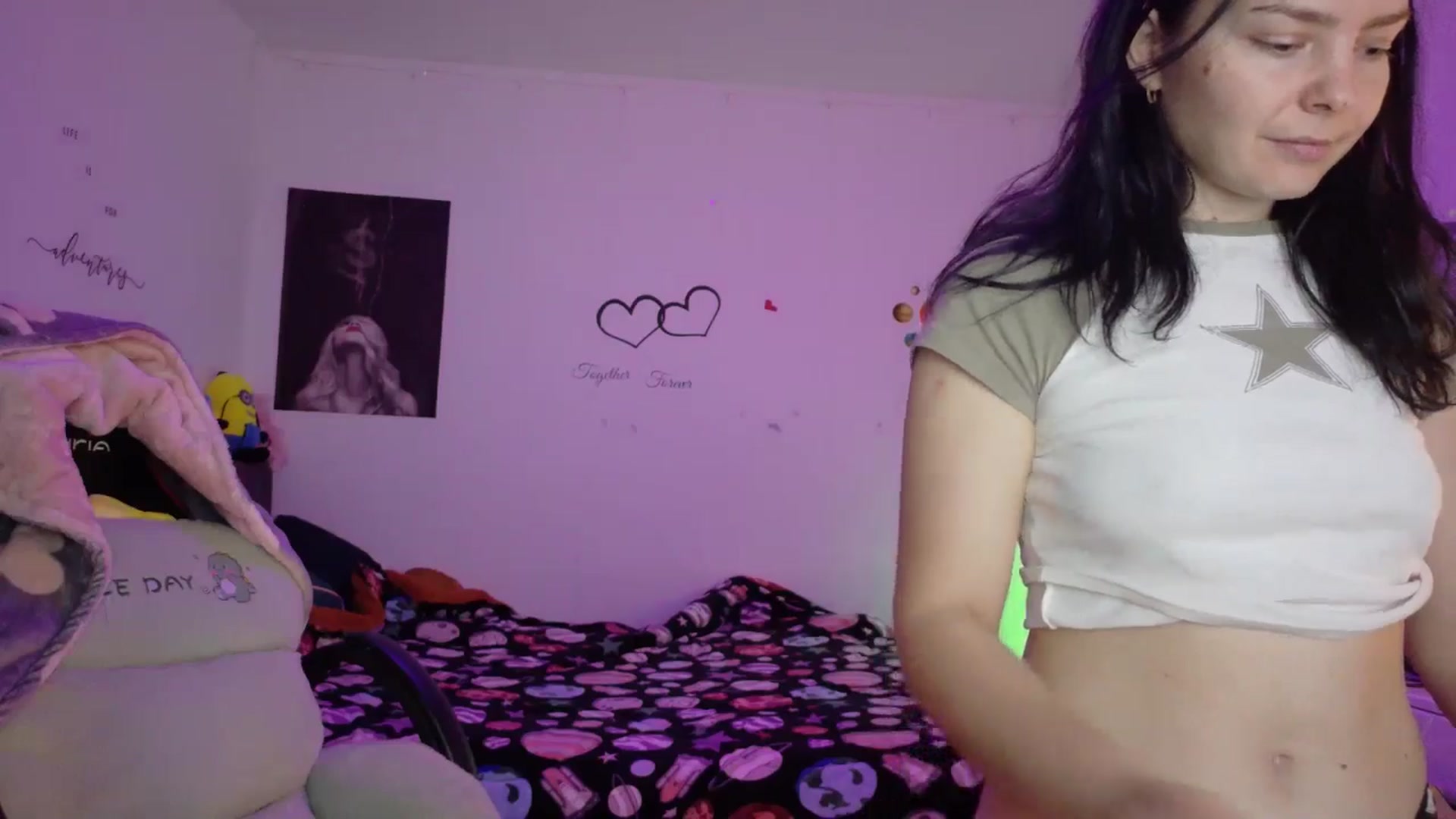 Gallery image thumbnail from YreneA's myfreecams stream on, 12/18/2025, 16:32 image 19 of 20