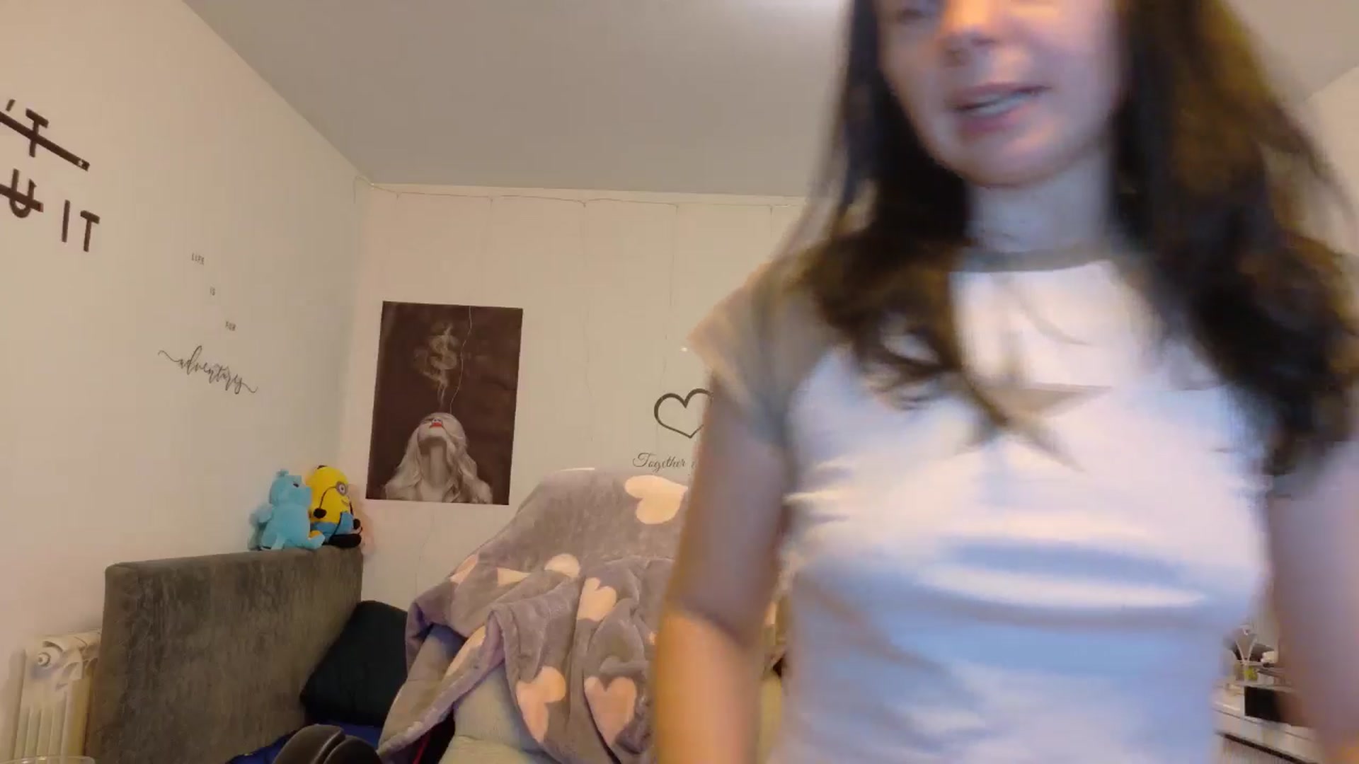 Gallery image thumbnail from YreneA's myfreecams stream on, 12/19/2025, 06:43 image 2 of 20