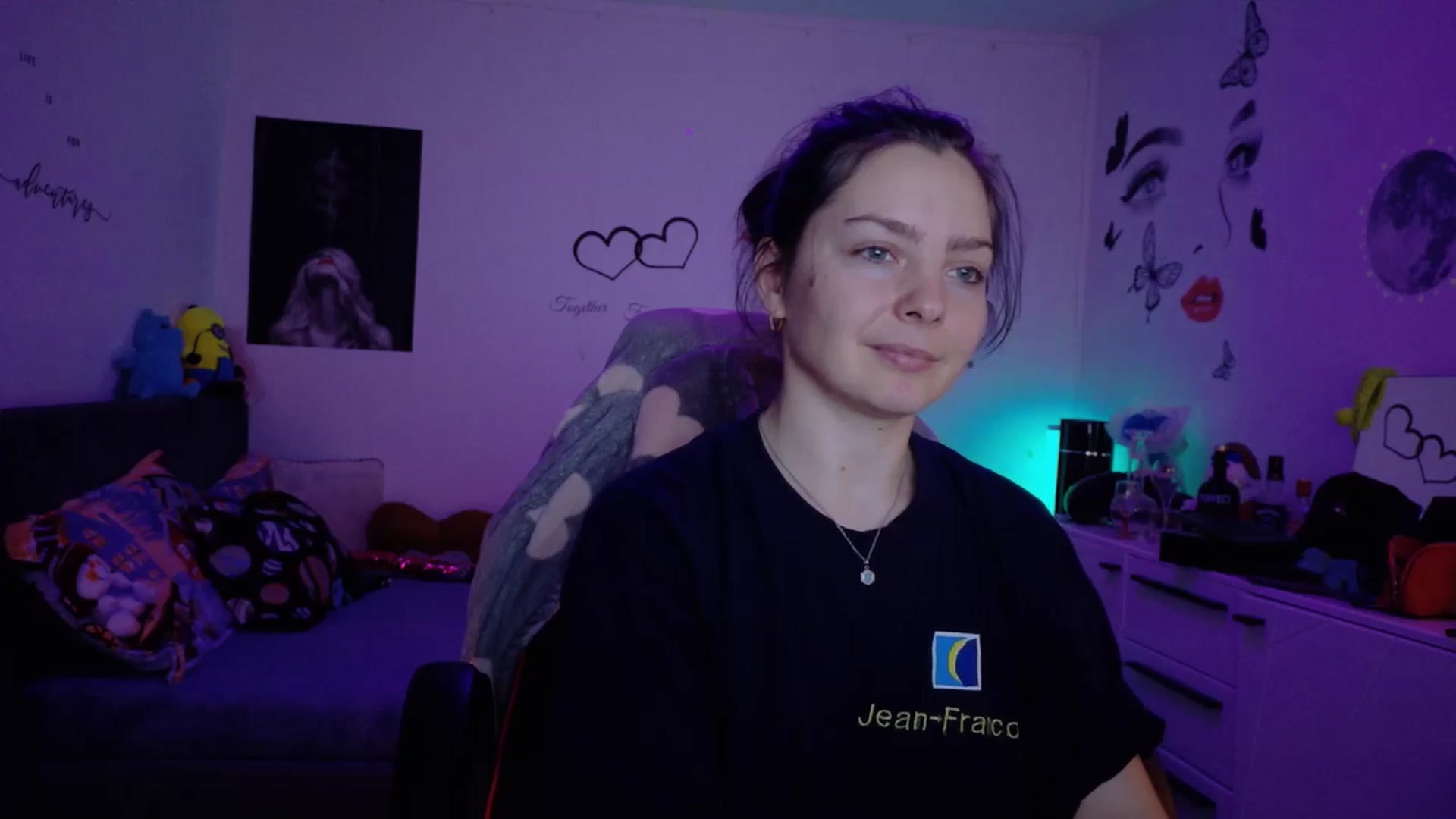 Gallery image thumbnail from YreneA's myfreecams stream on, 12/21/2025, 13:40 image 4 of 20