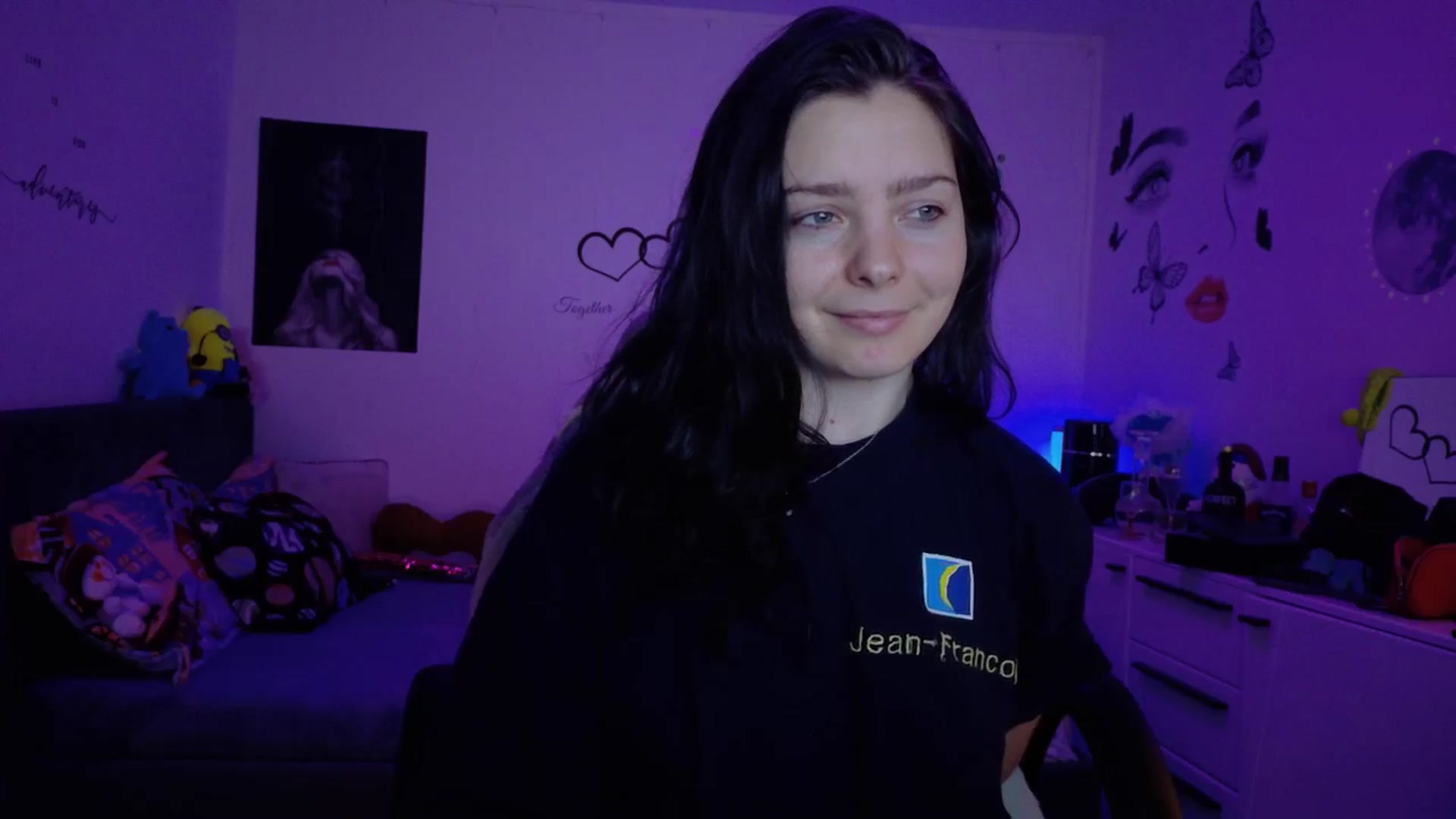 Gallery image thumbnail from YreneA's myfreecams stream on, 12/21/2025, 13:40 image 9 of 20